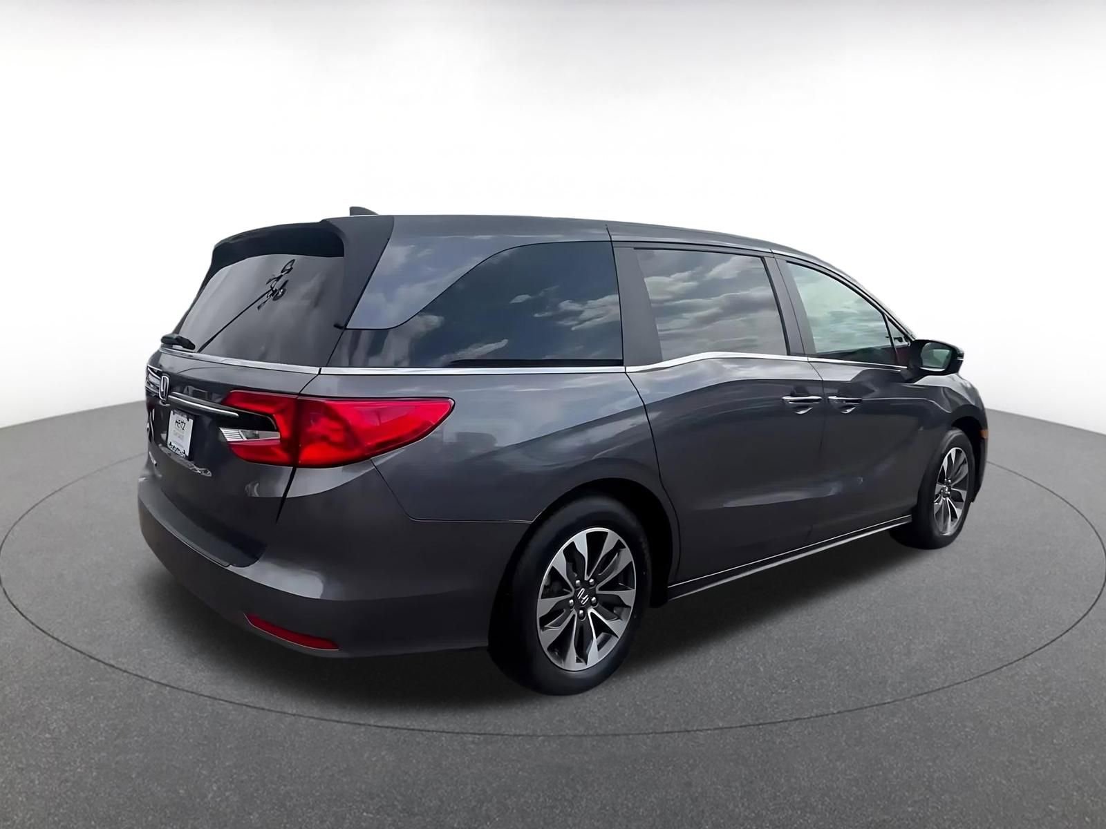 Thumbnail: 2024 Honda Odyssey - 15