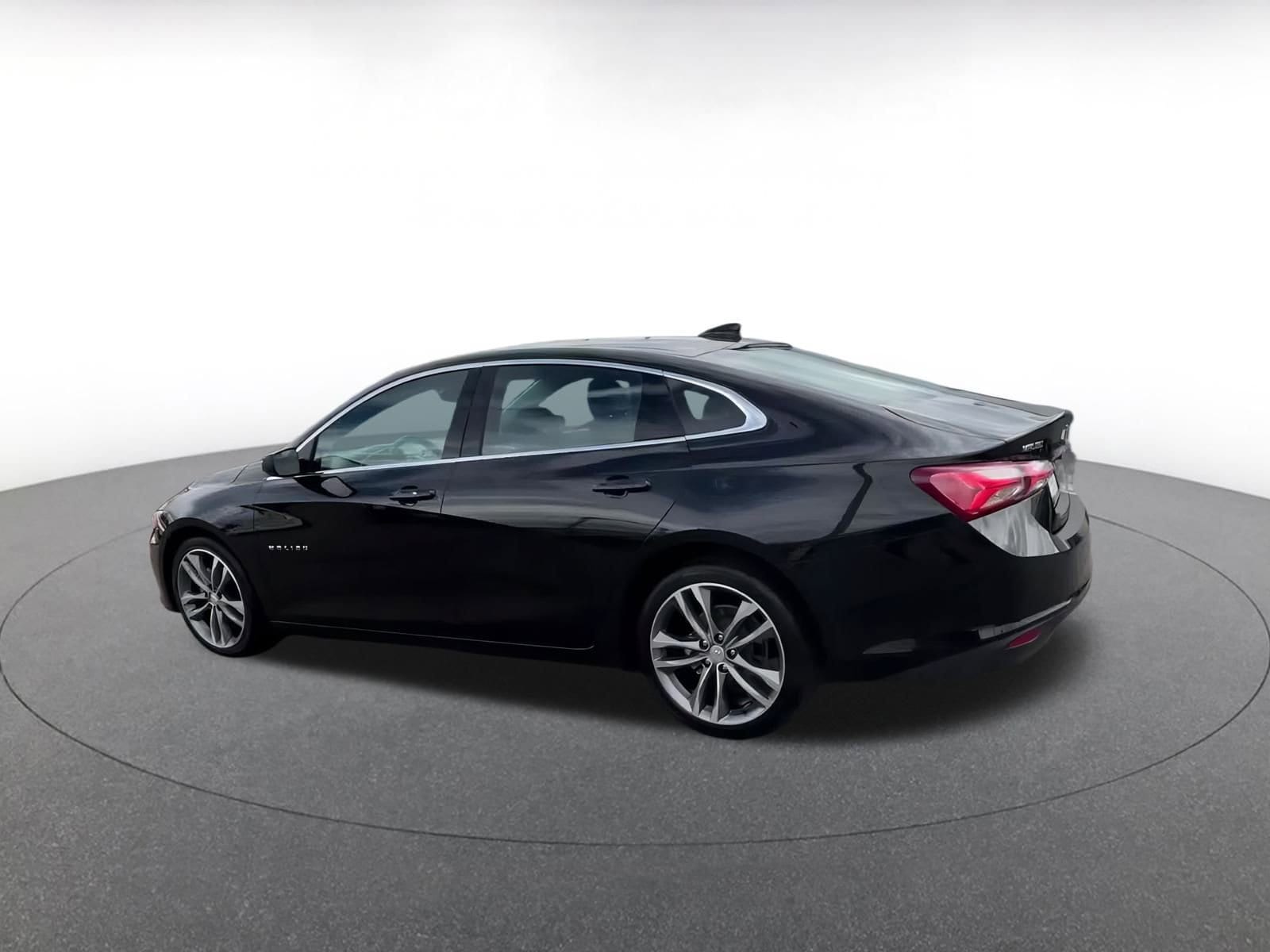 Thumbnail: 2024 Chevrolet Malibu - 10