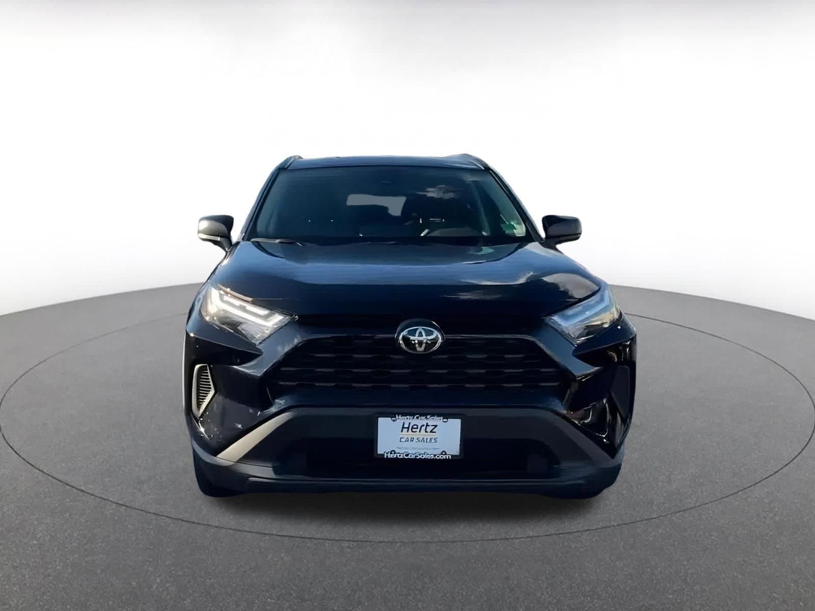 Thumbnail: 2025 Toyota RAV4 - 4