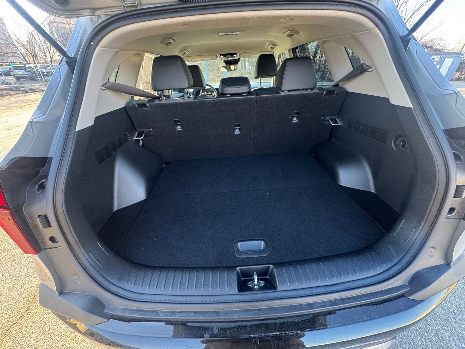 Thumbnail: 2025 Kia Seltos - 32