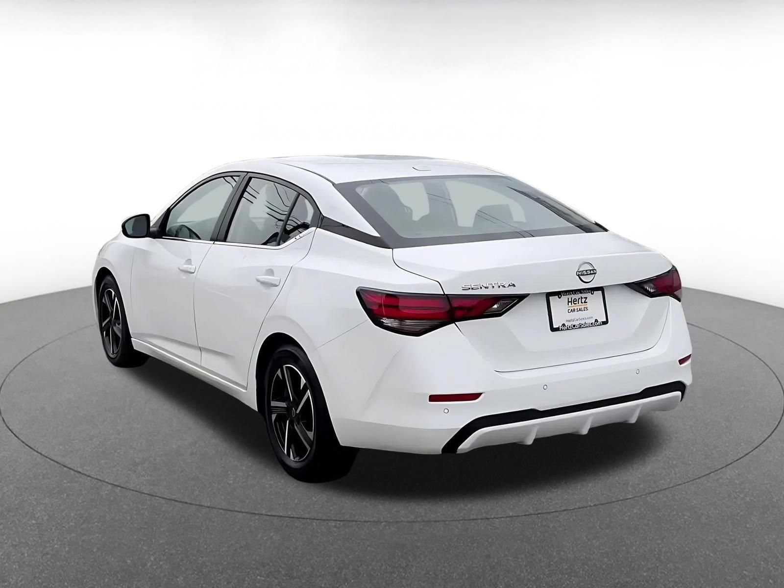 Thumbnail: 2025 Nissan Sentra - 11