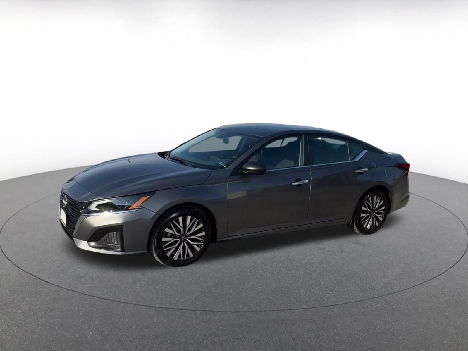 Thumbnail: 2025 Nissan Altima - 7