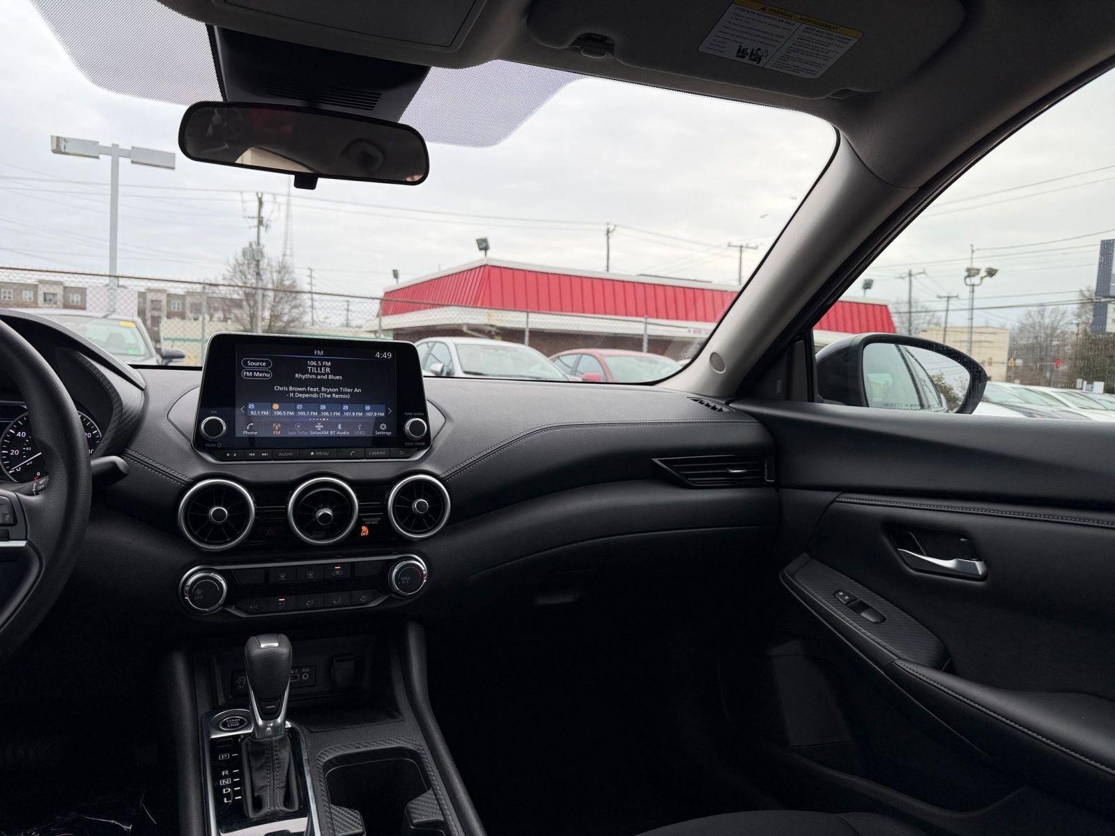 Thumbnail: 2025 Nissan Sentra - 33