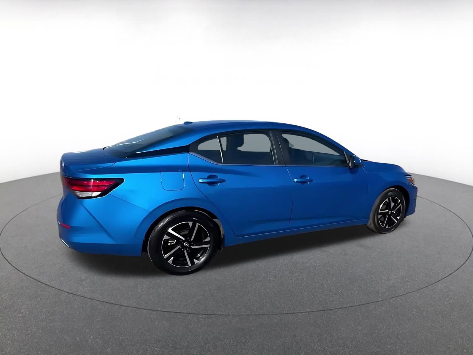 Thumbnail: 2025 Nissan Sentra - 15