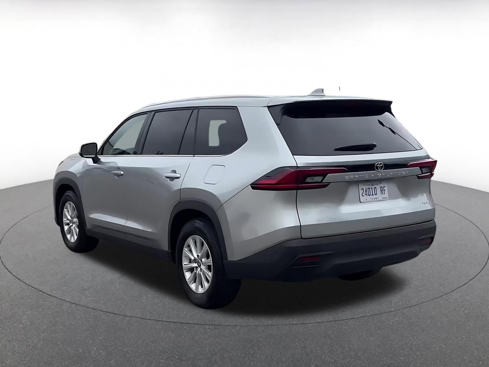 Thumbnail: 2025 Toyota Grand Highlander - 11