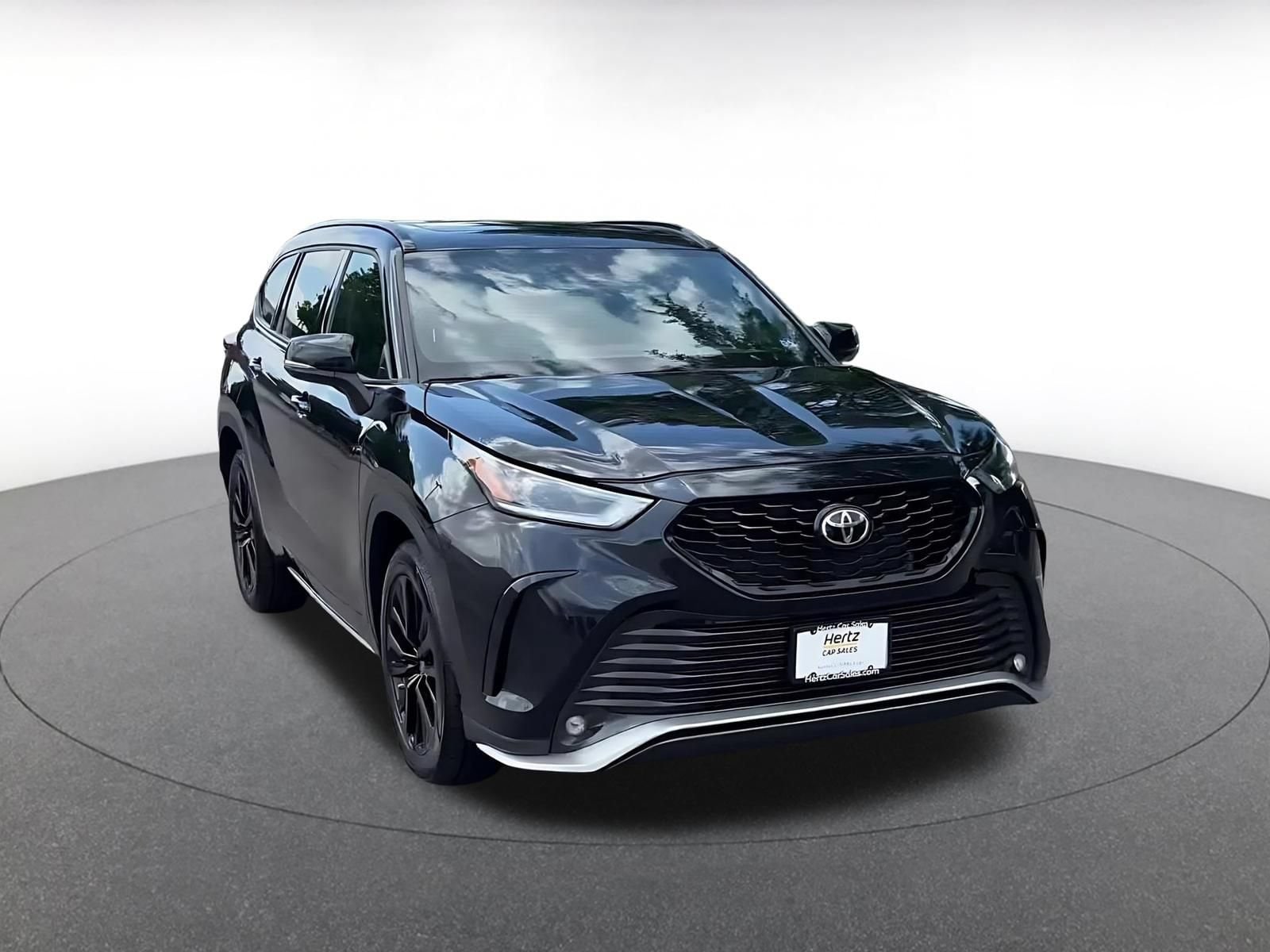 Thumbnail: 2024 Toyota Highlander - 3