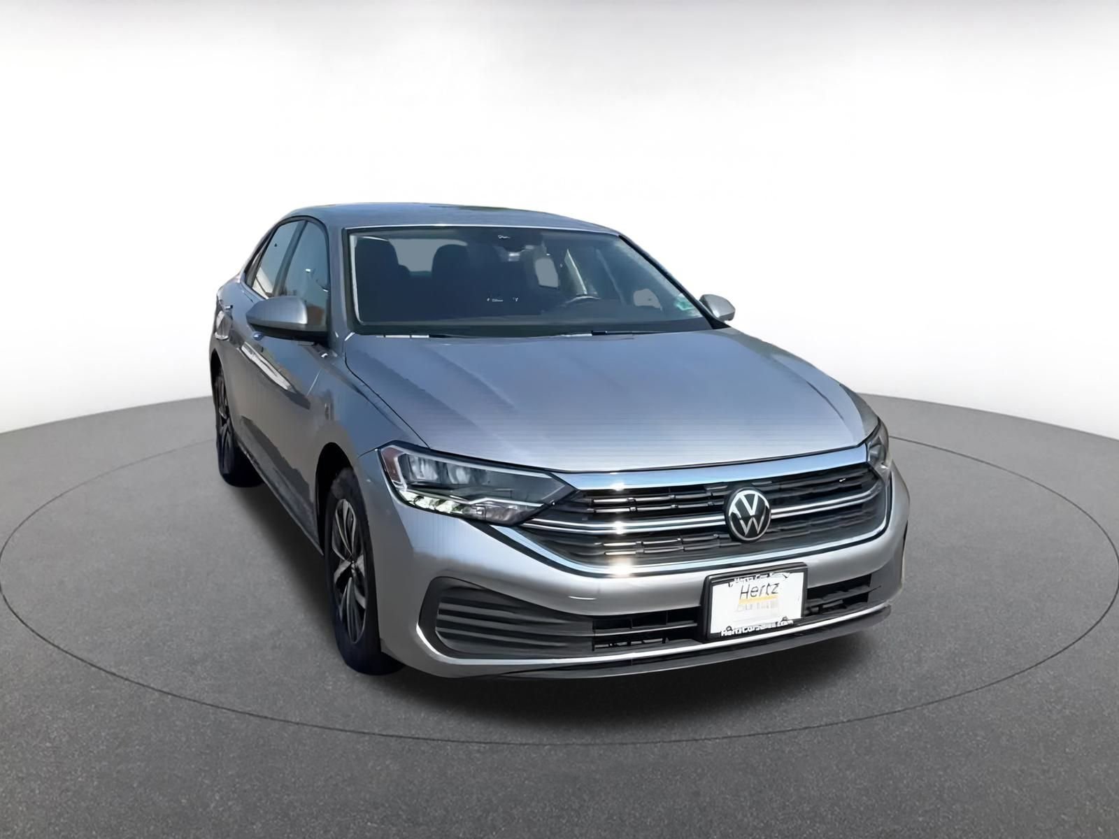 Thumbnail: 2024 Volkswagen Jetta - 3