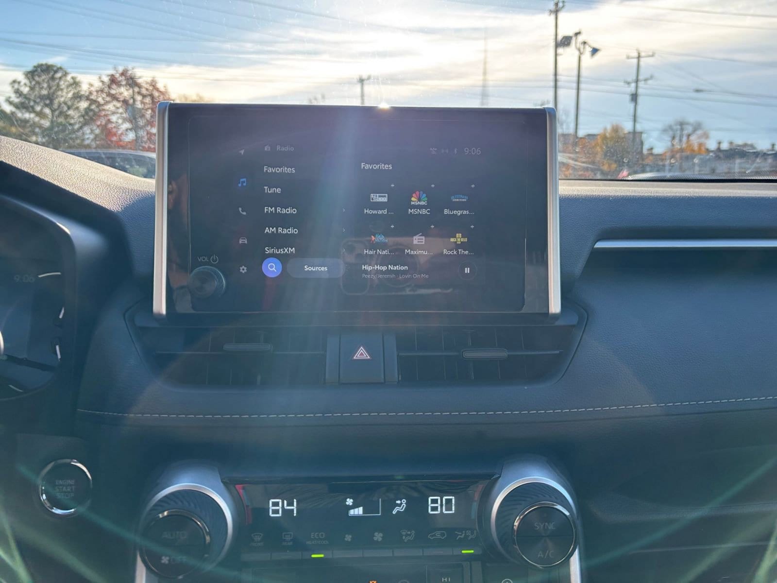 Thumbnail: 2025 Toyota RAV4 - 18