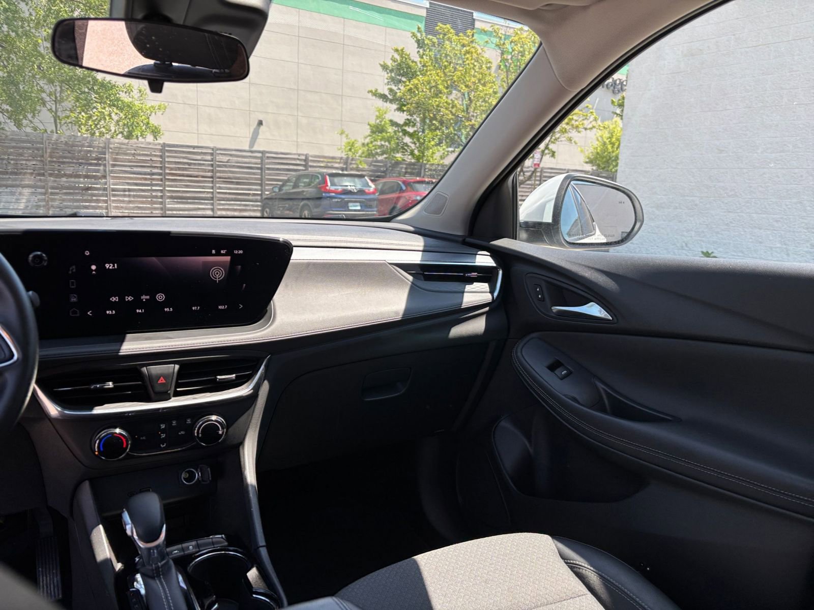Thumbnail: 2025 Buick Encore GX - 35