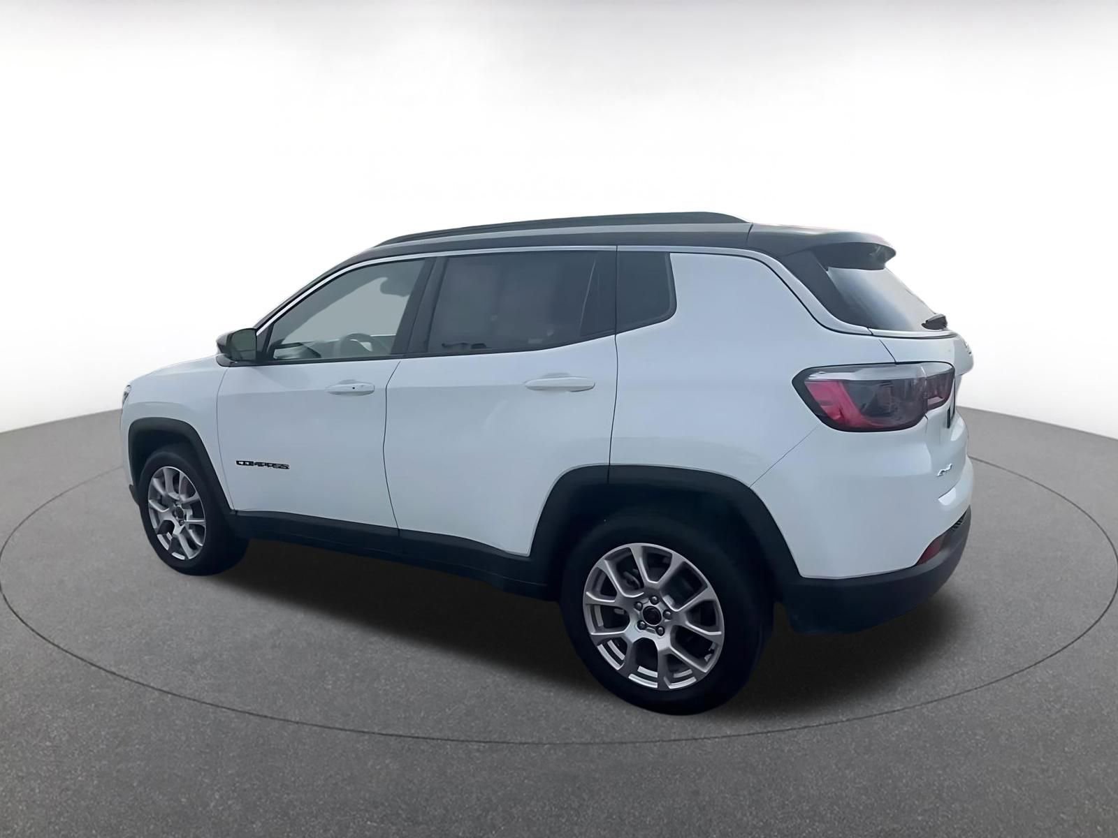 Thumbnail: 2025 Jeep Compass - 10