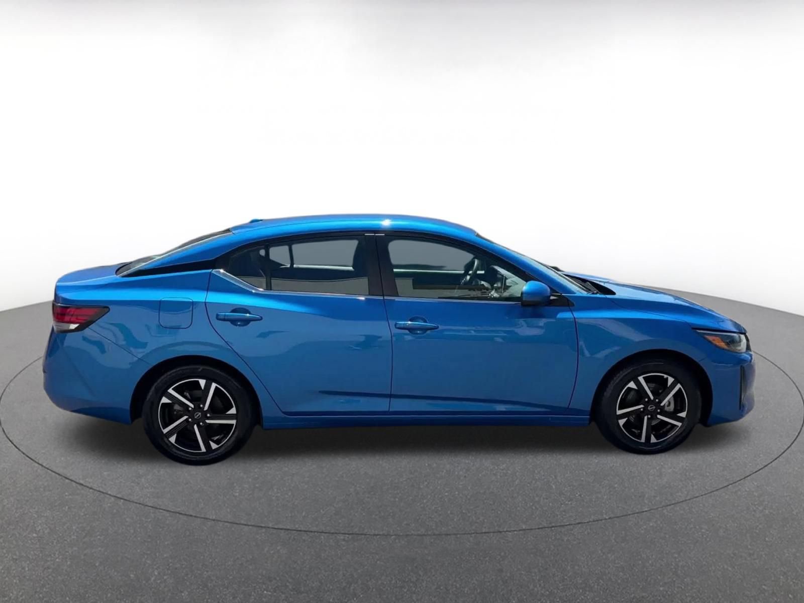 Thumbnail: 2025 Nissan Sentra - 13