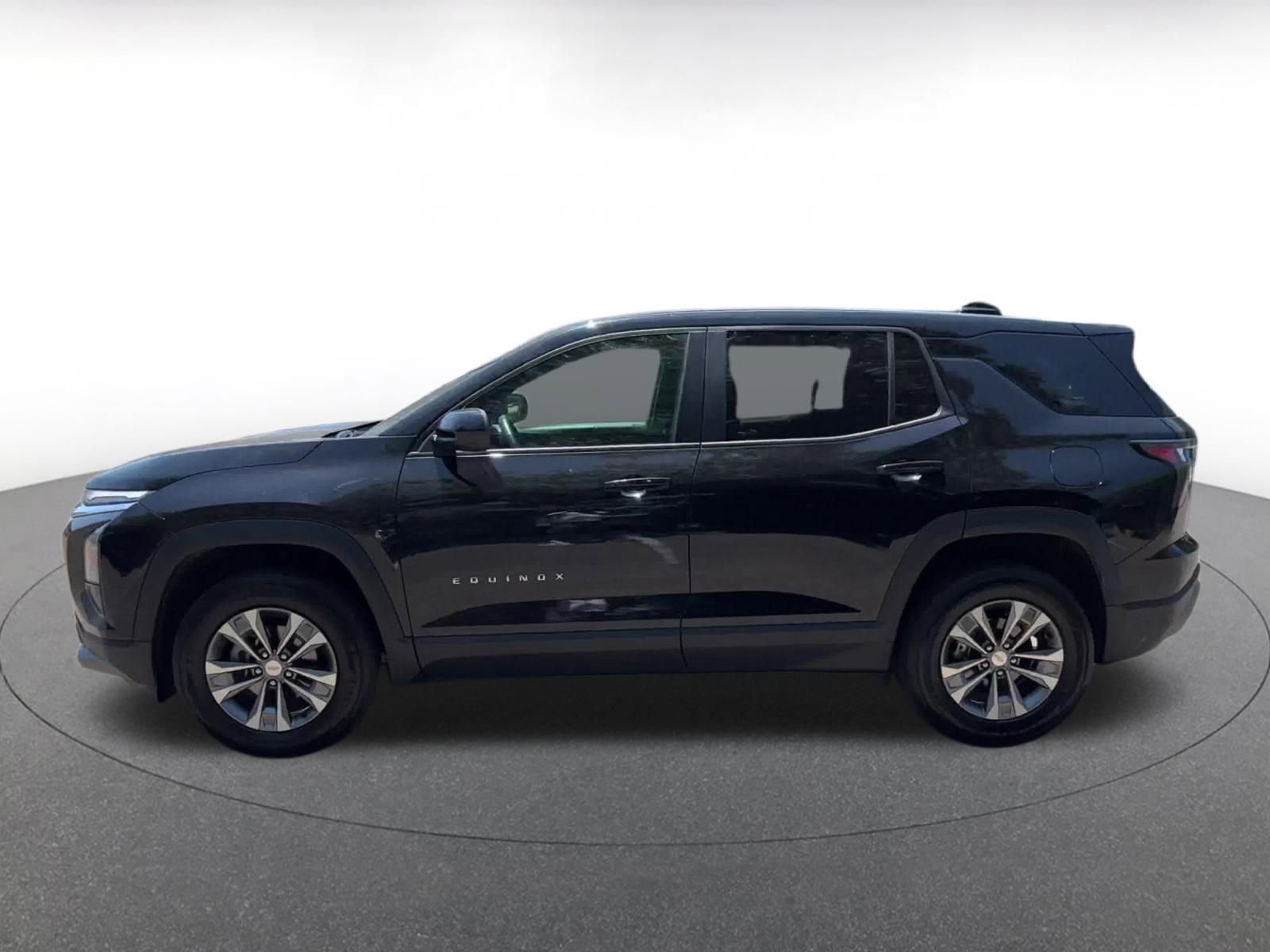 Thumbnail: 2025 Chevrolet Equinox - 9