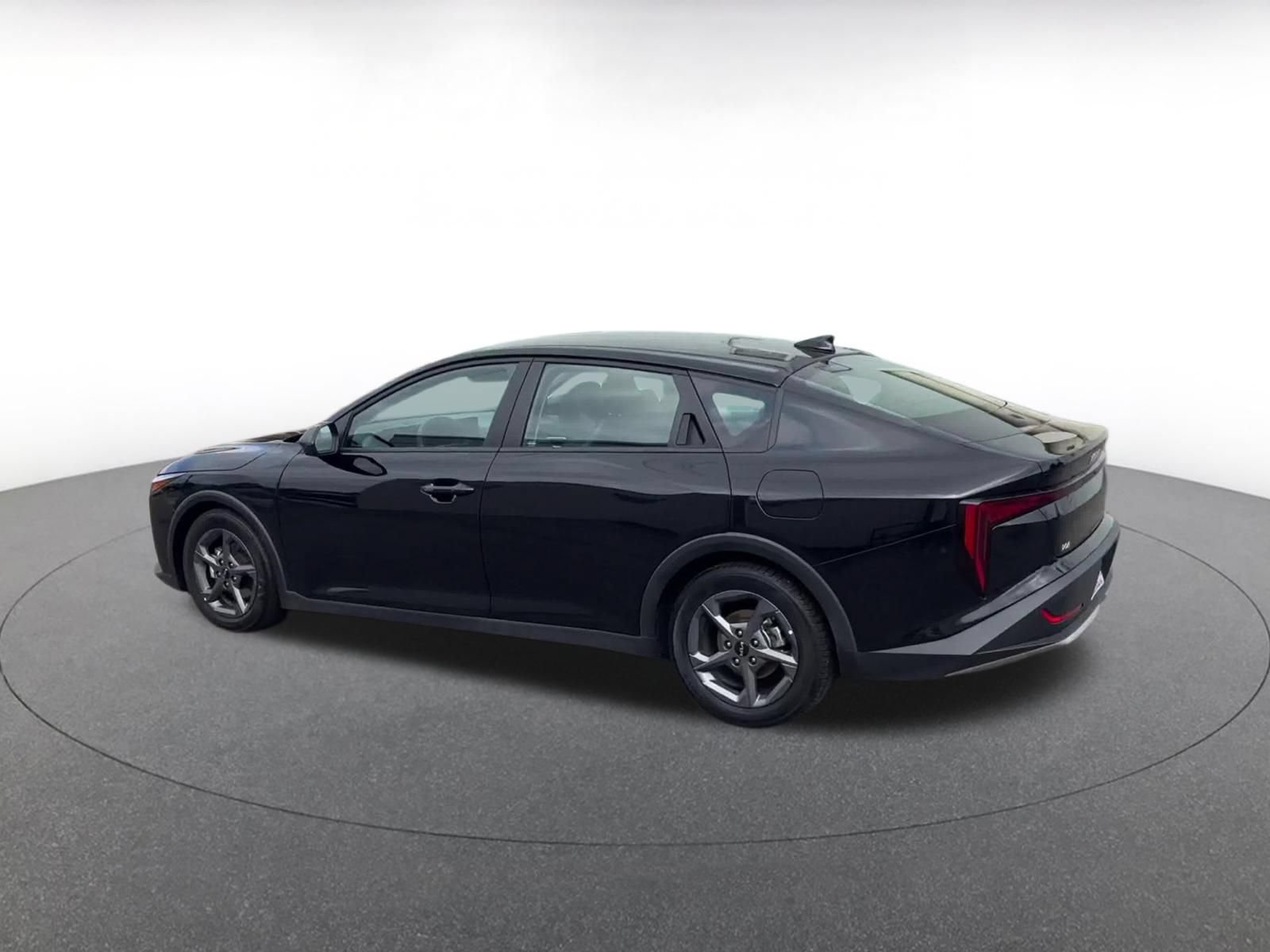 Thumbnail: 2025 Kia K4 - 10