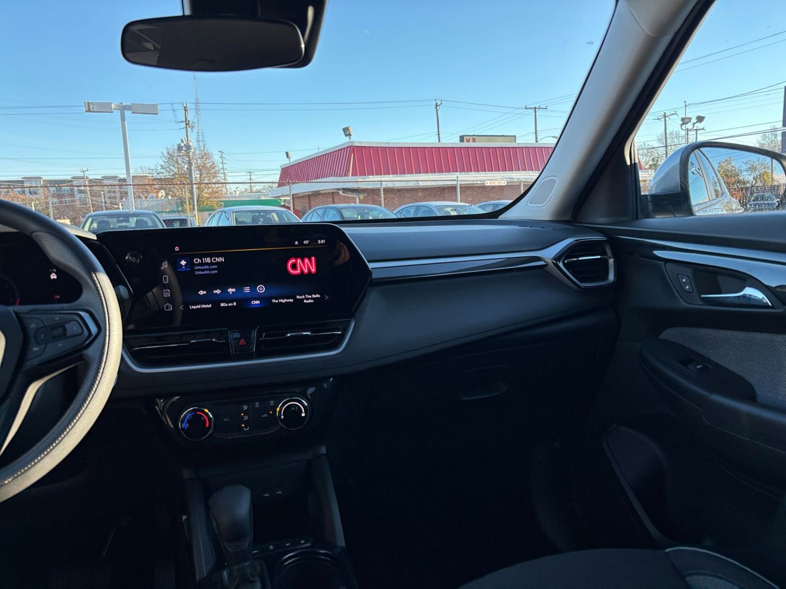 Thumbnail: 2025 Chevrolet TrailBlazer - 33