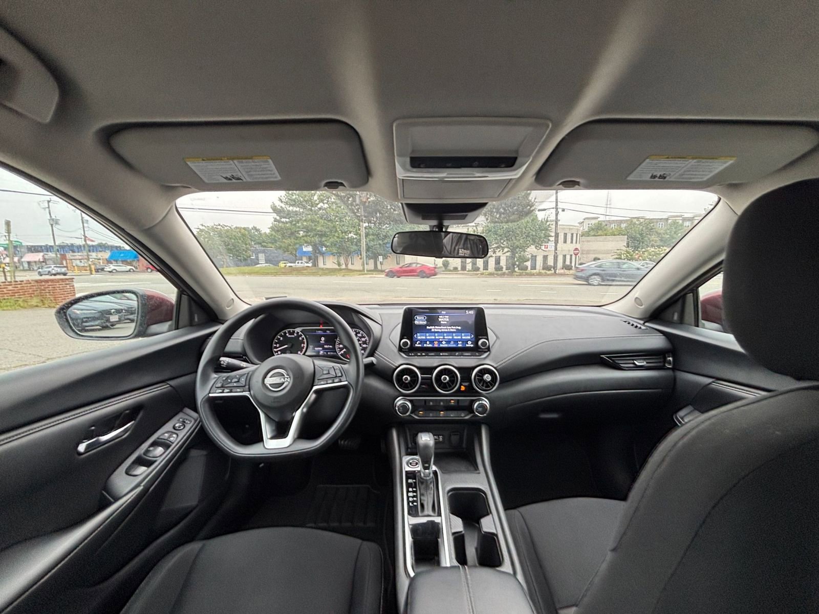 Thumbnail: 2024 Nissan Sentra - 31