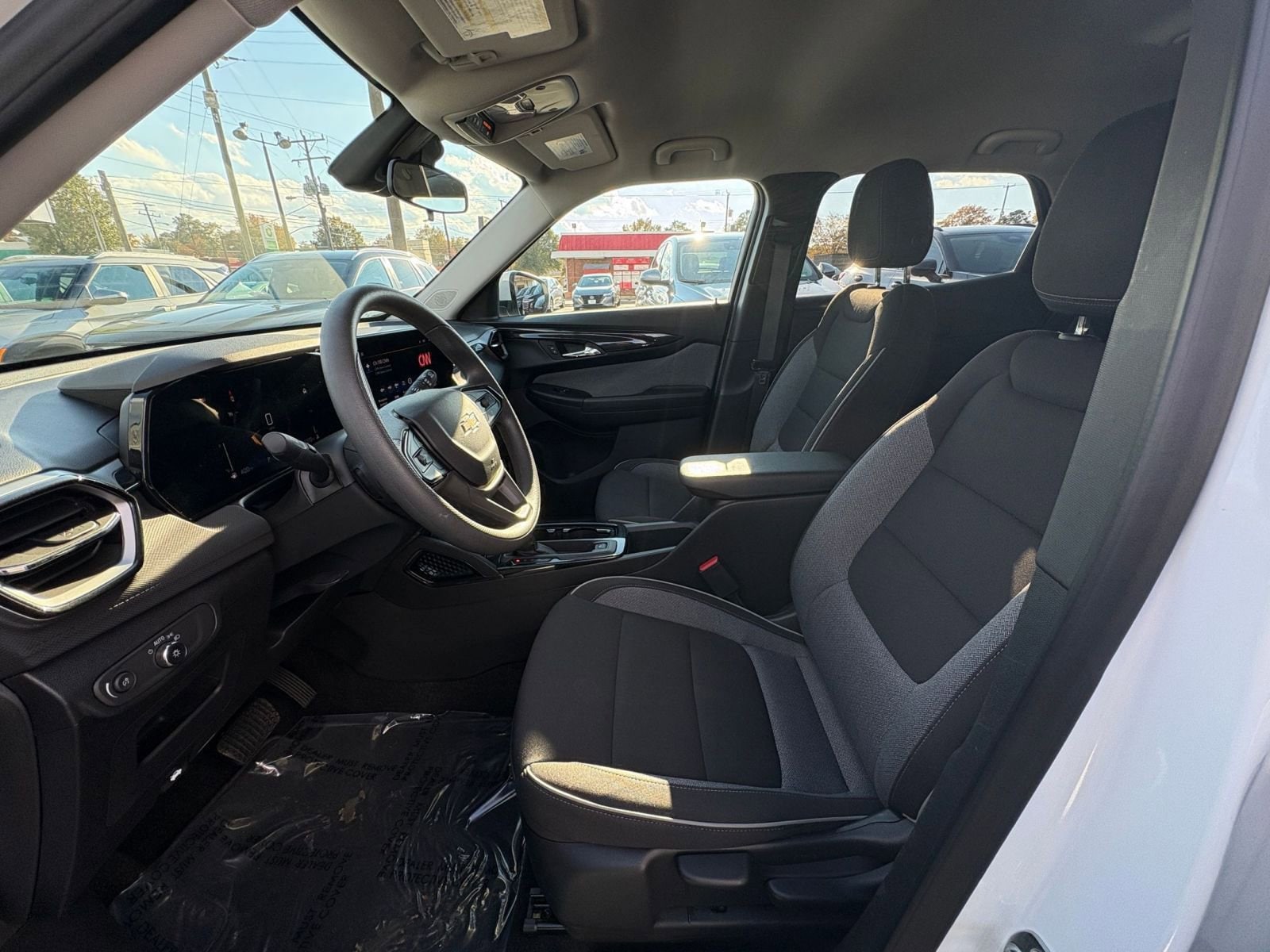 Thumbnail: 2025 Chevrolet TrailBlazer - 24