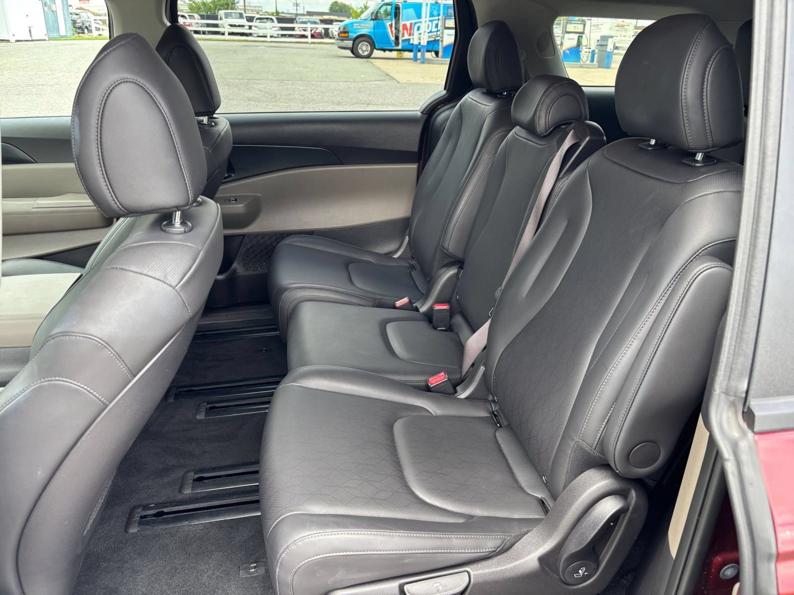 Thumbnail: 2026 Kia Carnival - 26