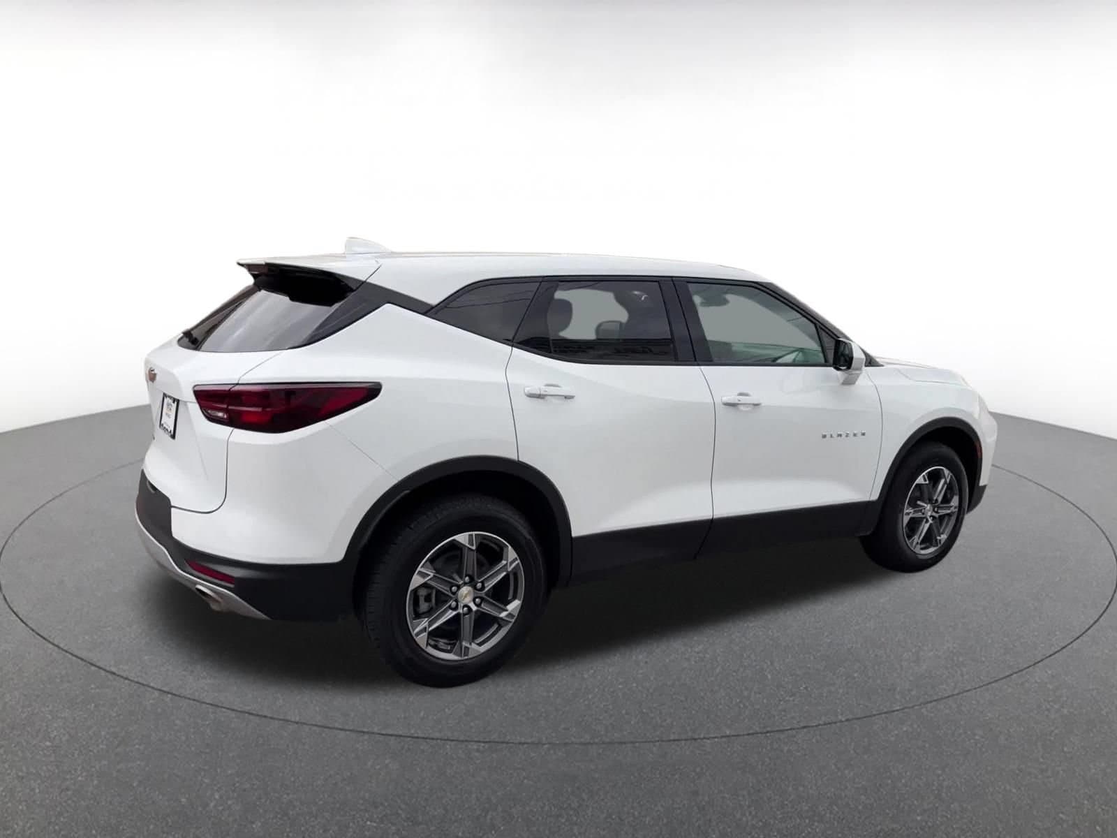 Thumbnail: 2025 Chevrolet Blazer - 11