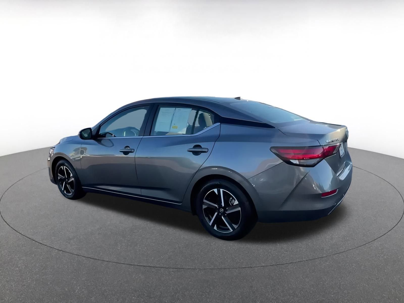 Thumbnail: 2024 Nissan Sentra - 10