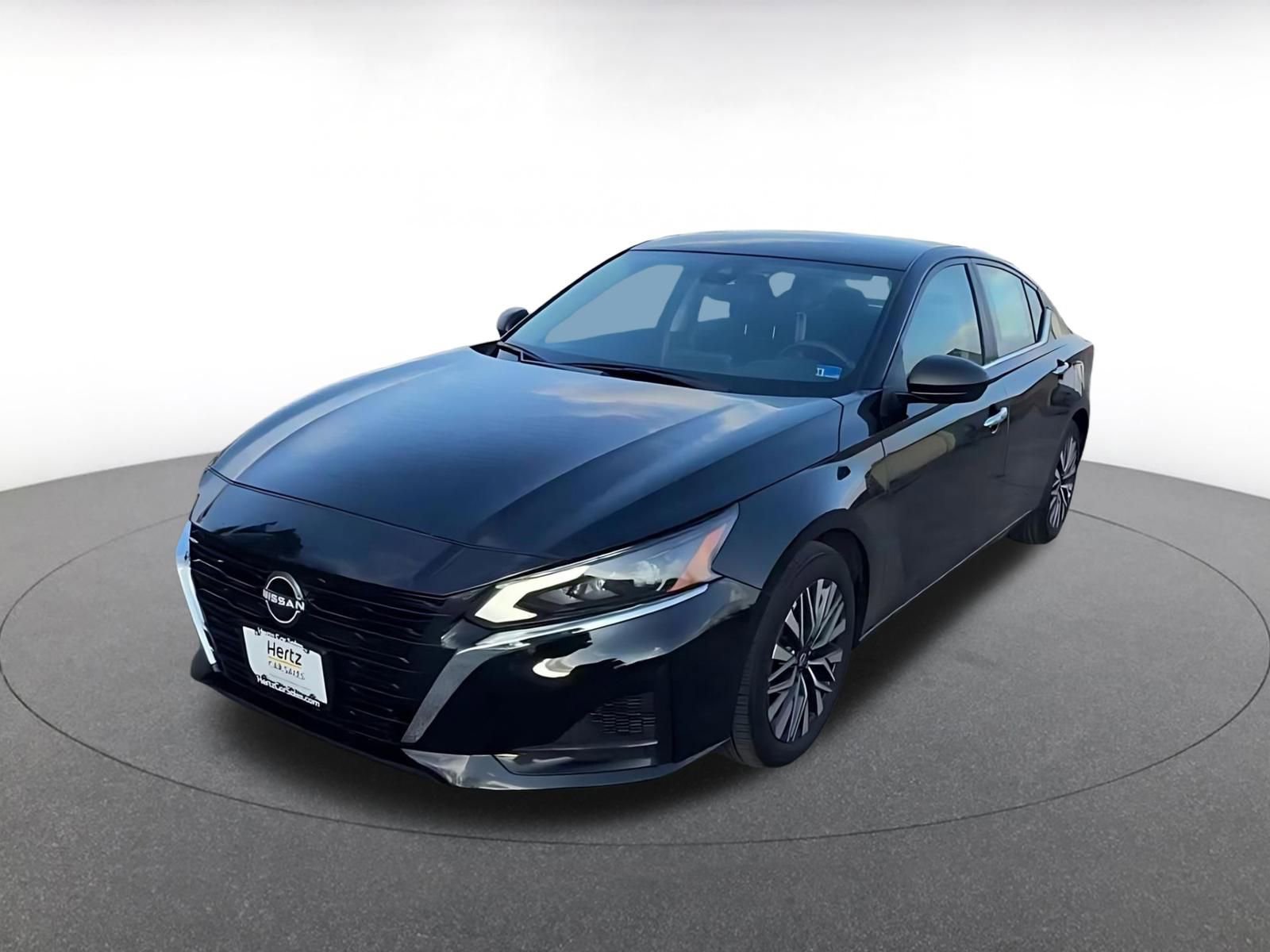 Thumbnail: 2025 Nissan Altima - 7