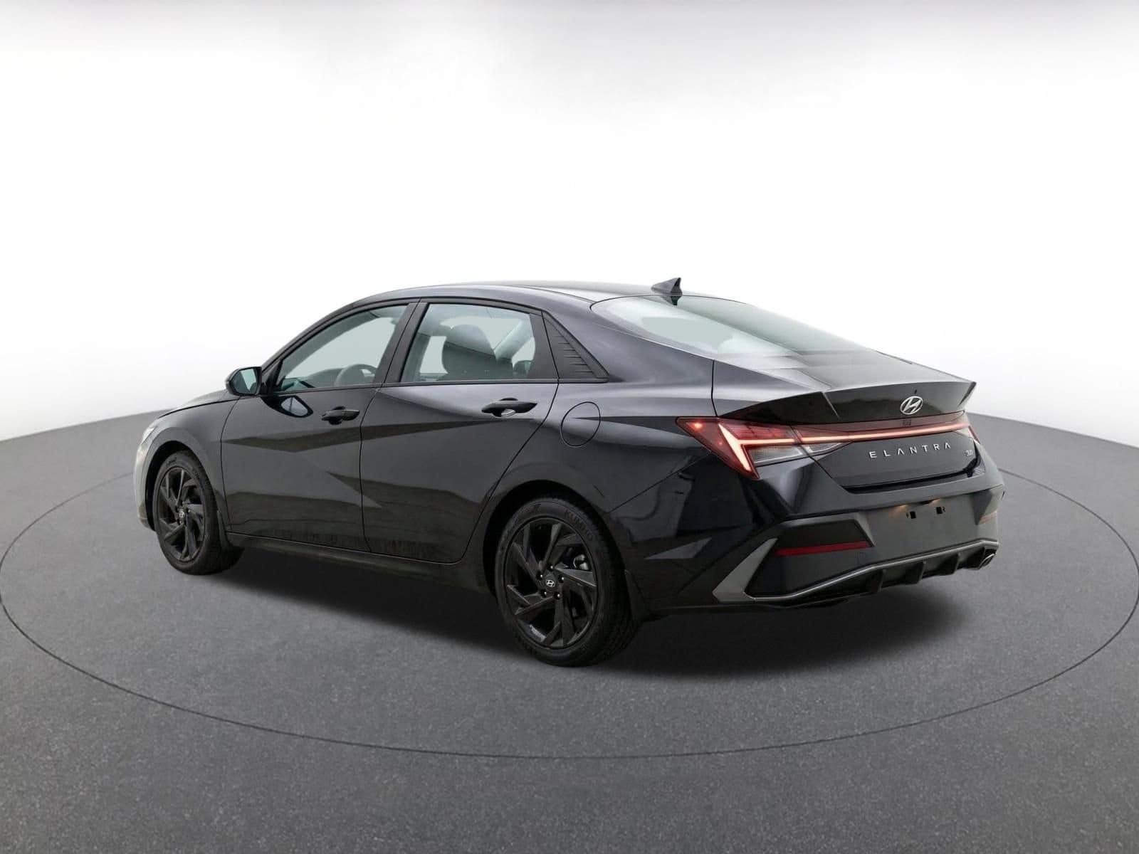 Thumbnail: 2026 Hyundai Elantra - 7
