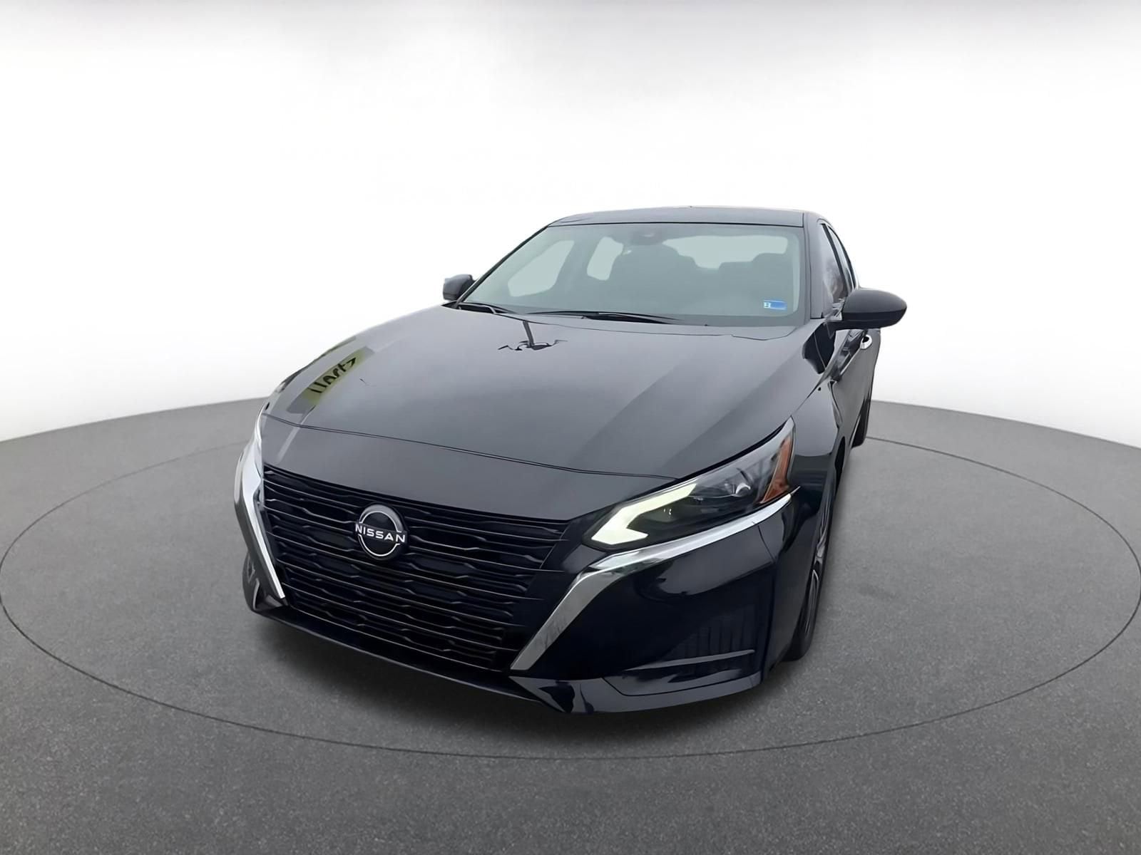 Thumbnail: 2025 Nissan Altima - 7