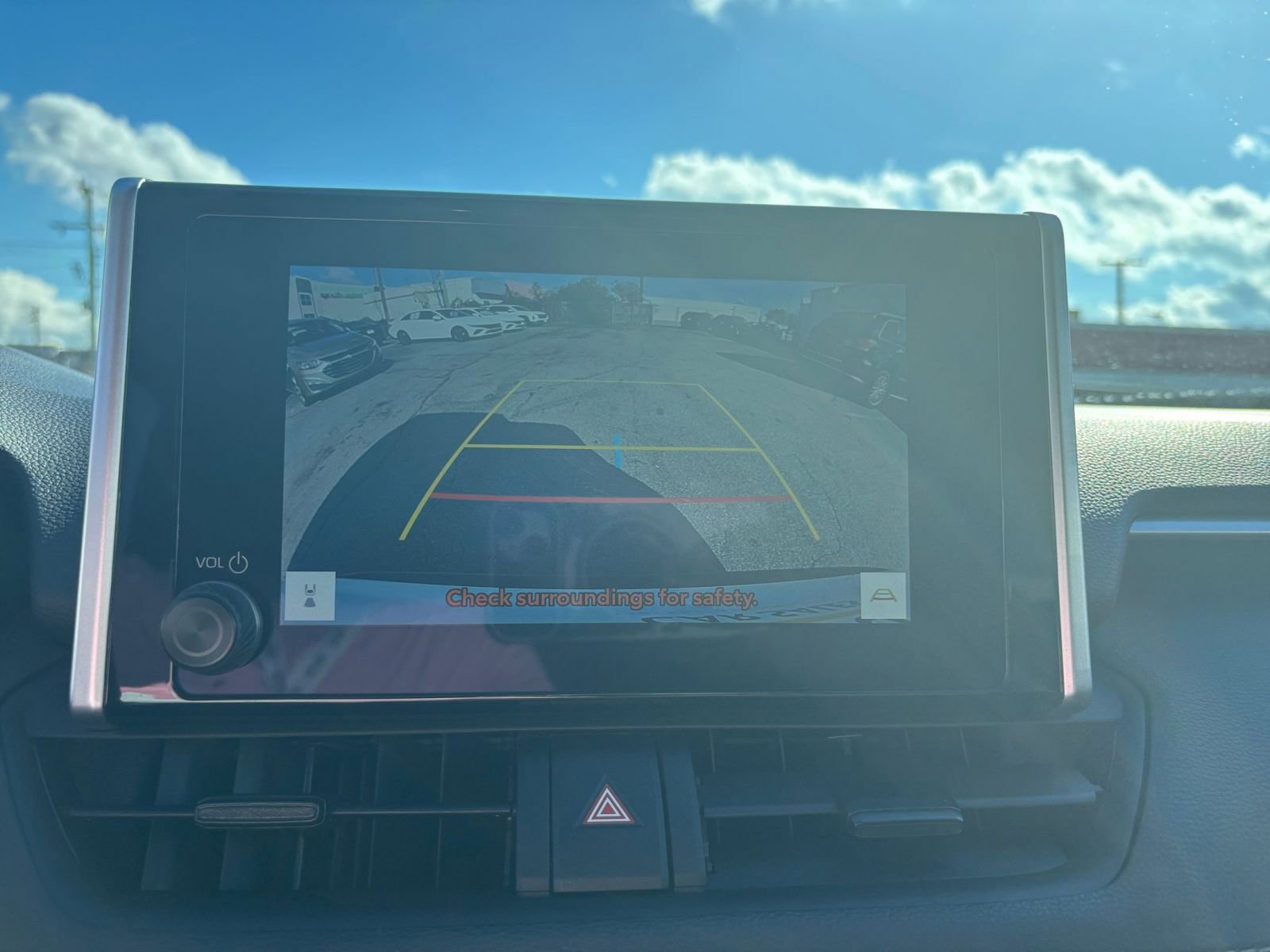 Thumbnail: 2025 Toyota RAV4 - 17