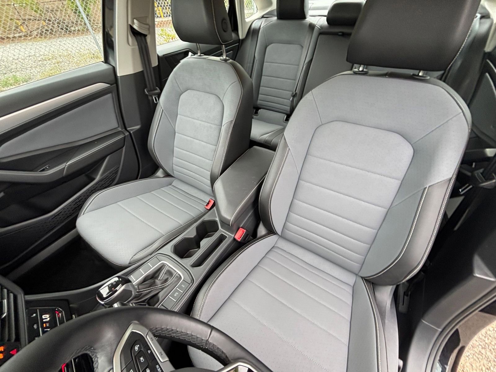 Thumbnail: 2025 Volkswagen Jetta - 35