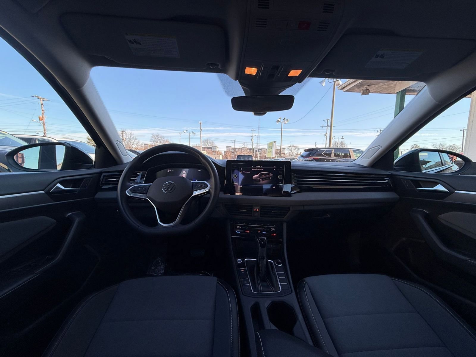 Thumbnail: 2025 Volkswagen Jetta - 34