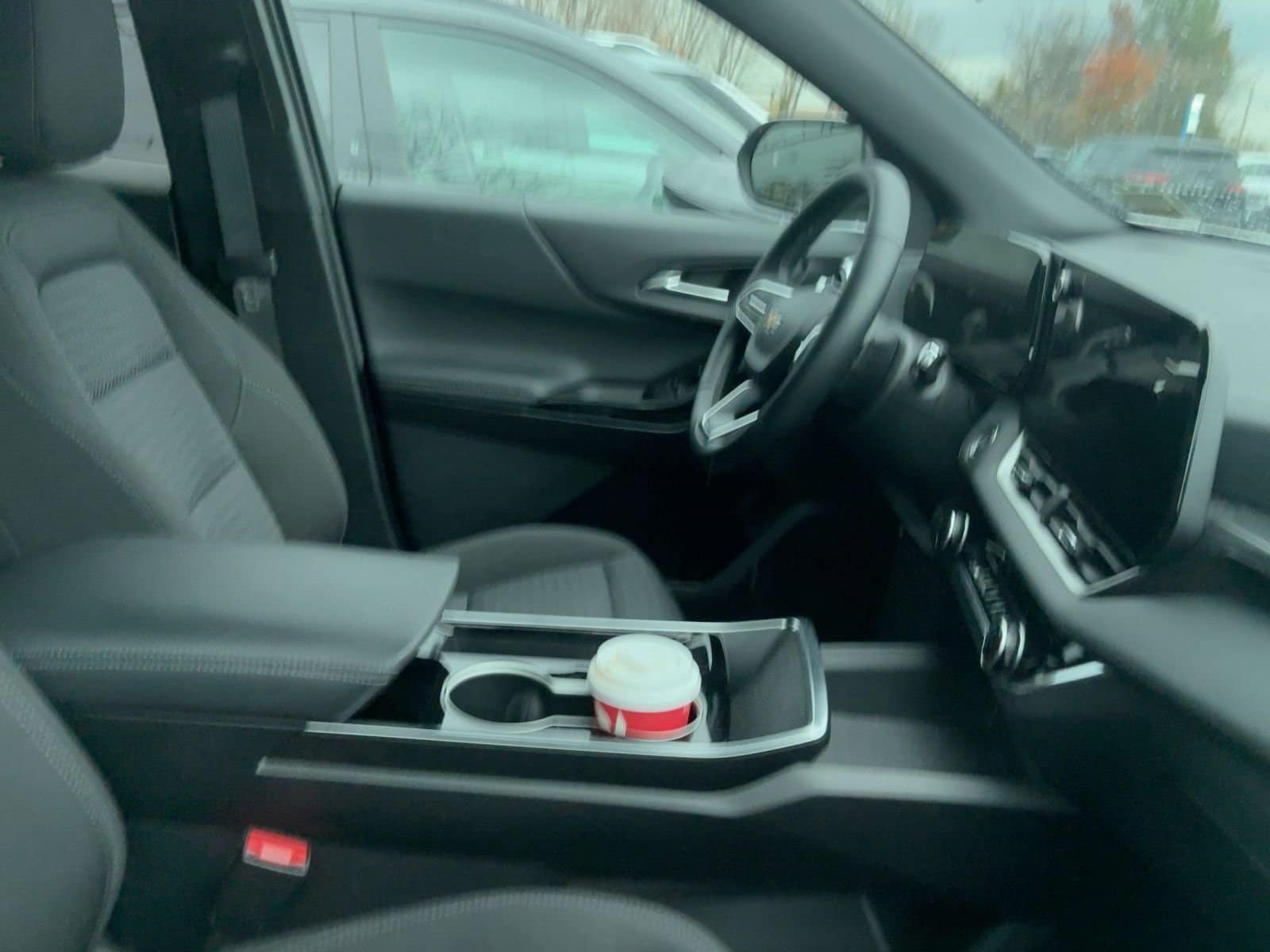 Thumbnail: 2025 Chevrolet Equinox - 8