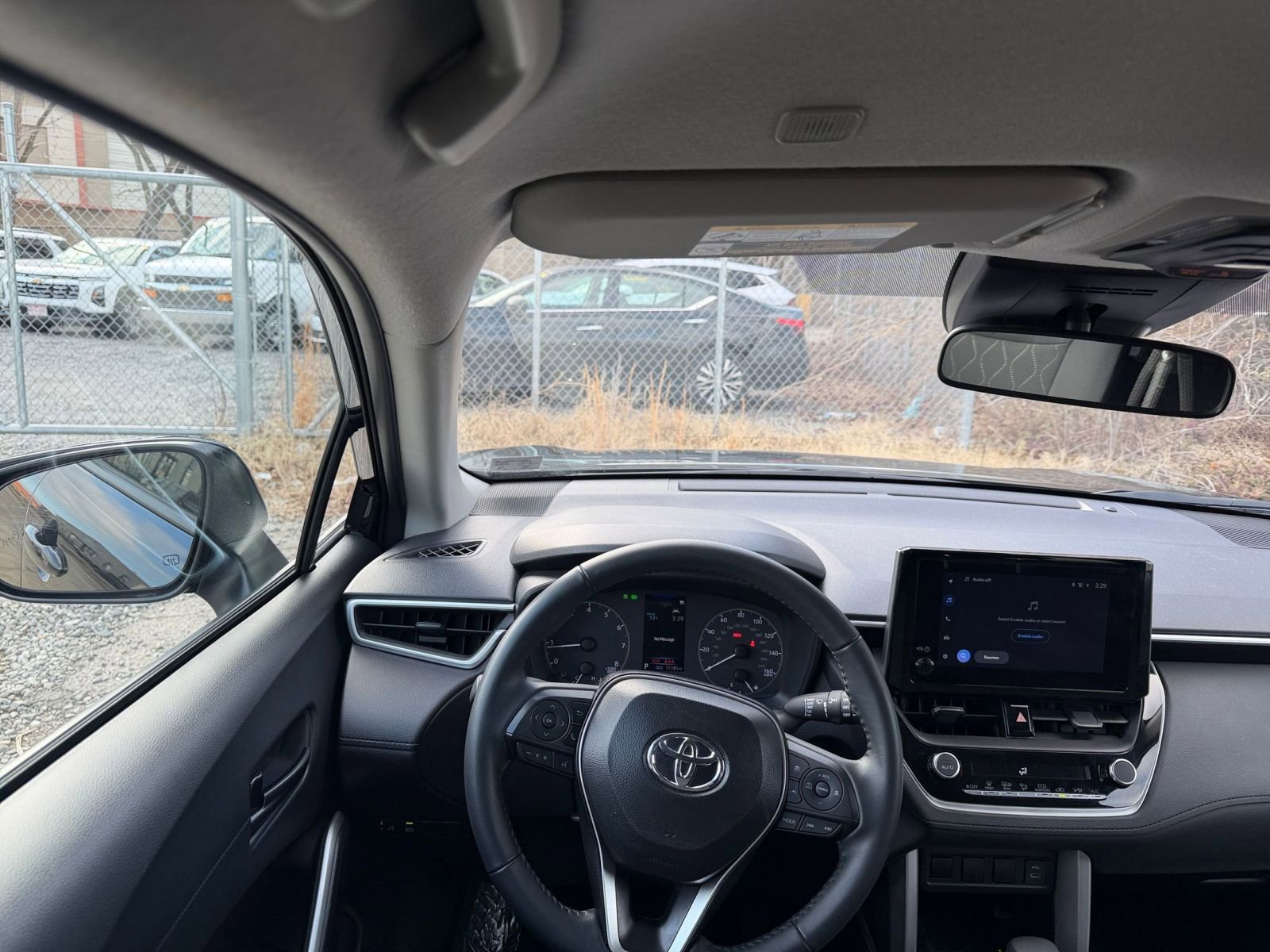 Thumbnail: 2025 Toyota Corolla Cross - 33