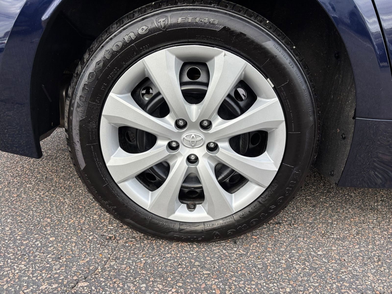 Thumbnail: 2024 Toyota Corolla - 28