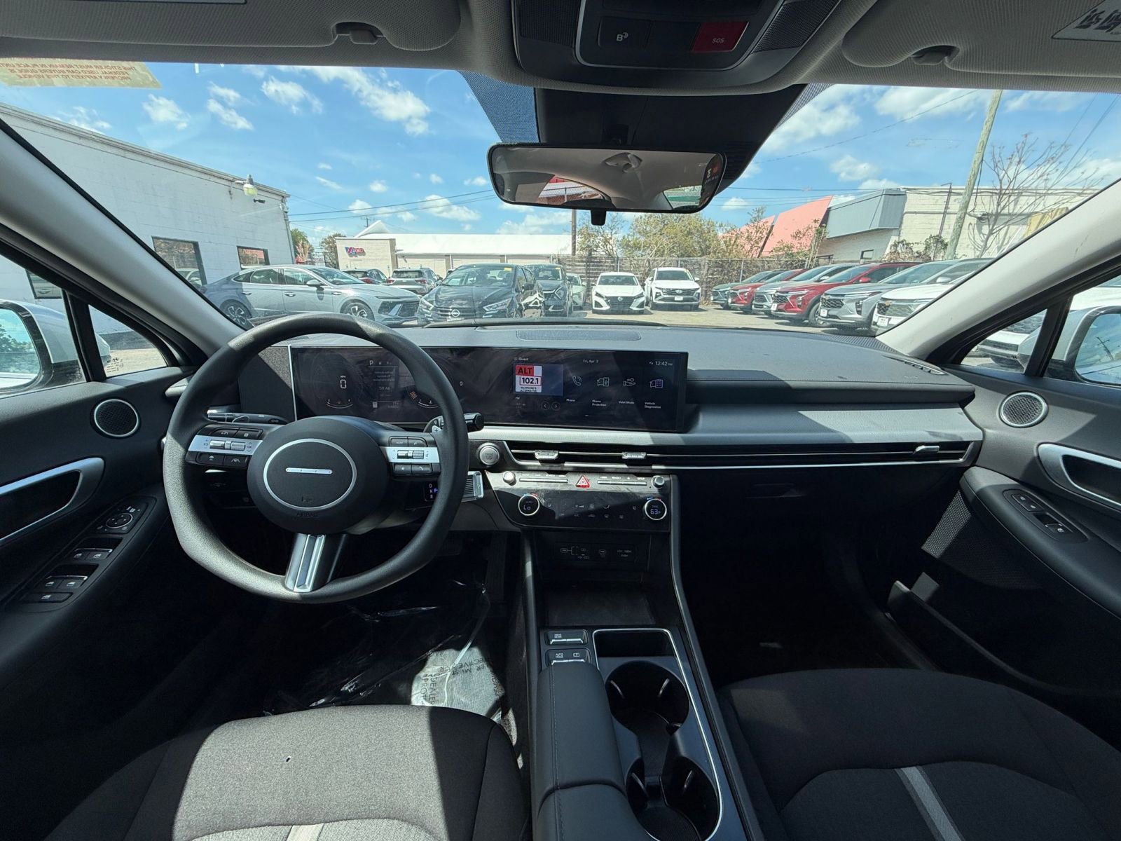 Thumbnail: 2025 Hyundai Sonata - 32