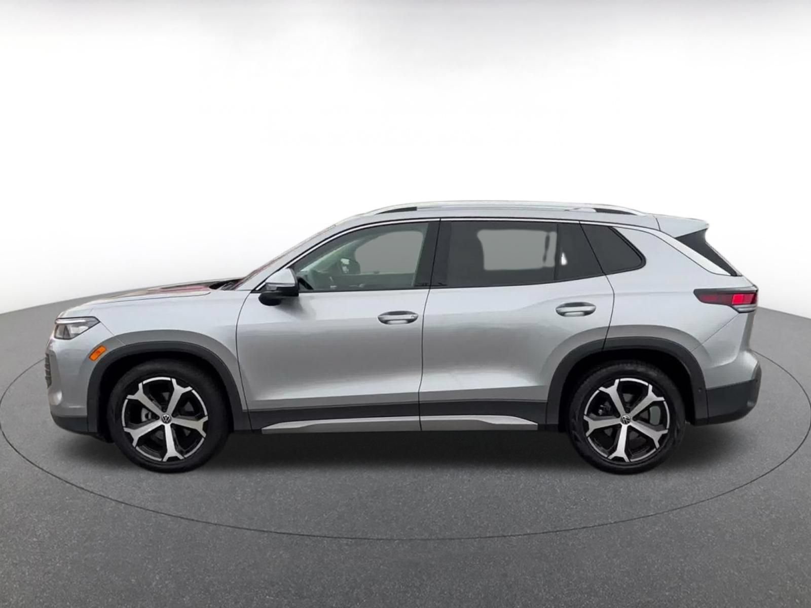 Thumbnail: 2026 Volkswagen Tiguan - 8