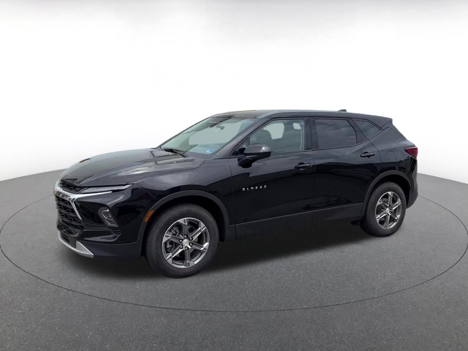 Thumbnail: 2025 Chevrolet Blazer - 8