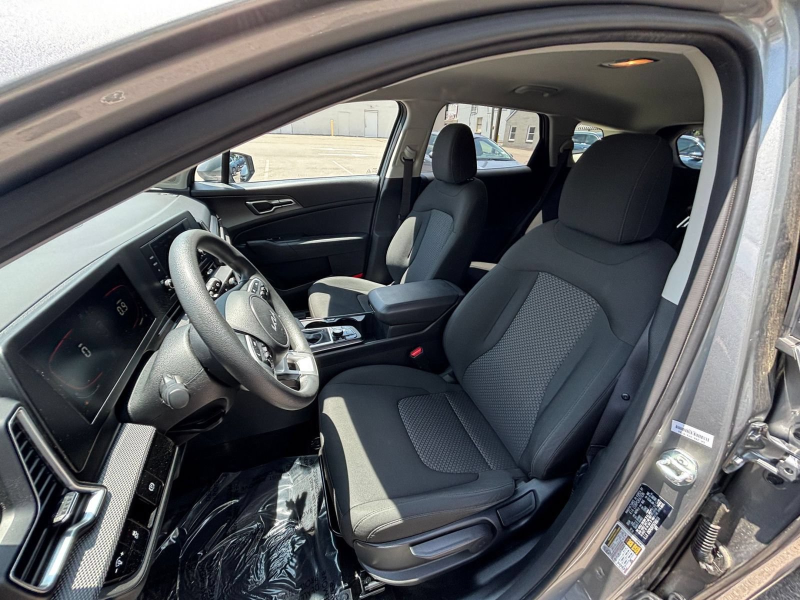 Thumbnail: 2025 Kia Sportage - 30