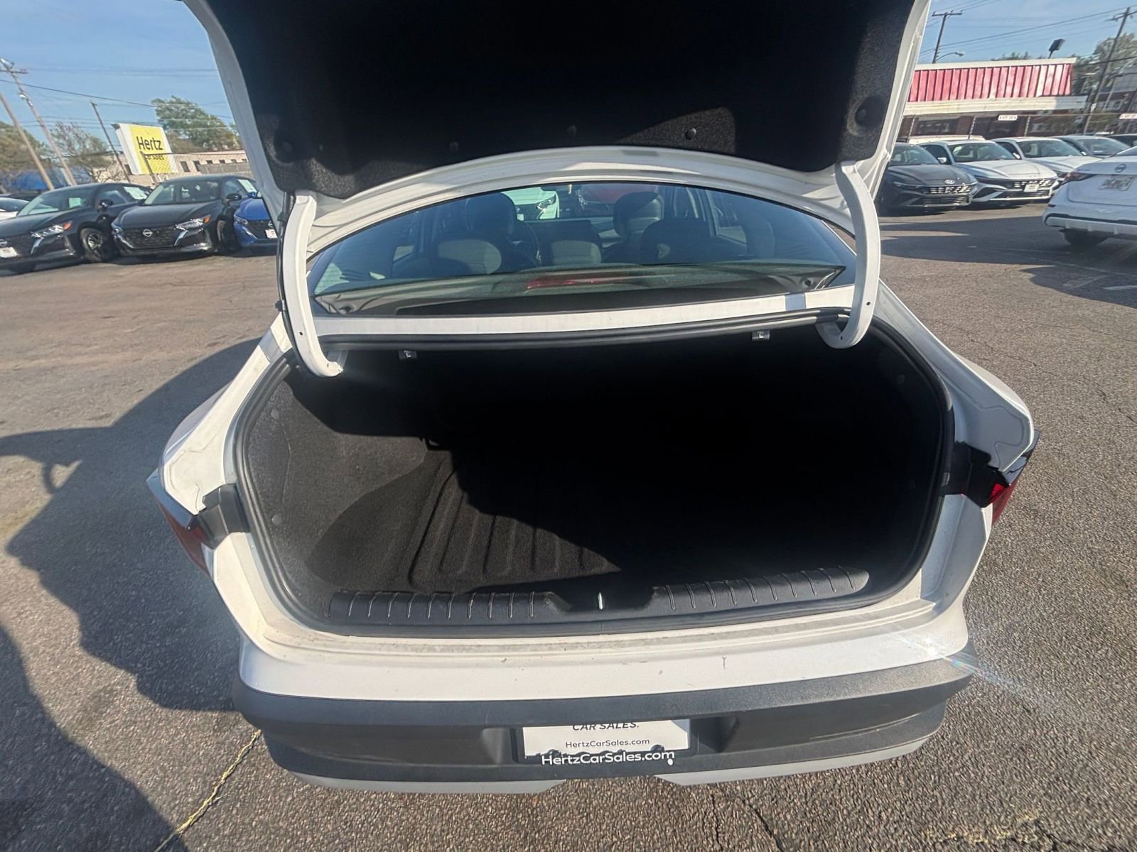 Thumbnail: 2025 Kia K4 - 32