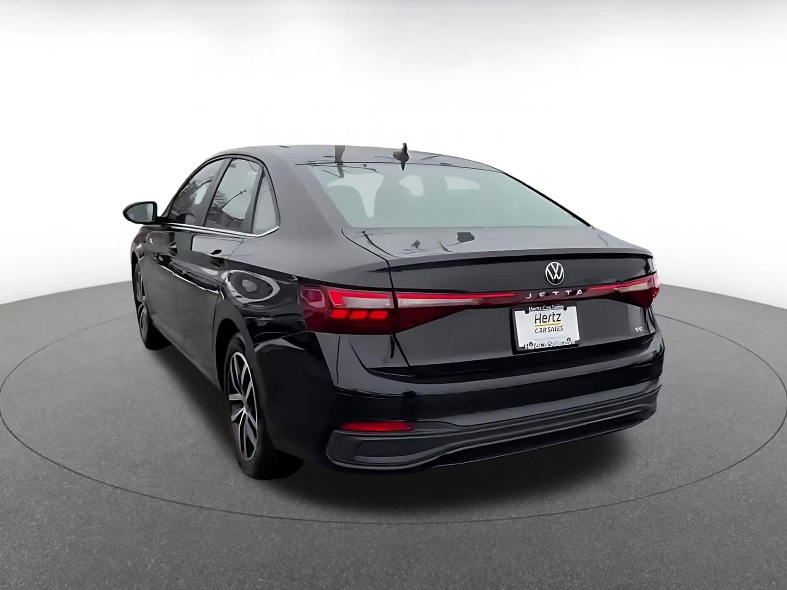 Thumbnail: 2025 Volkswagen Jetta - 11