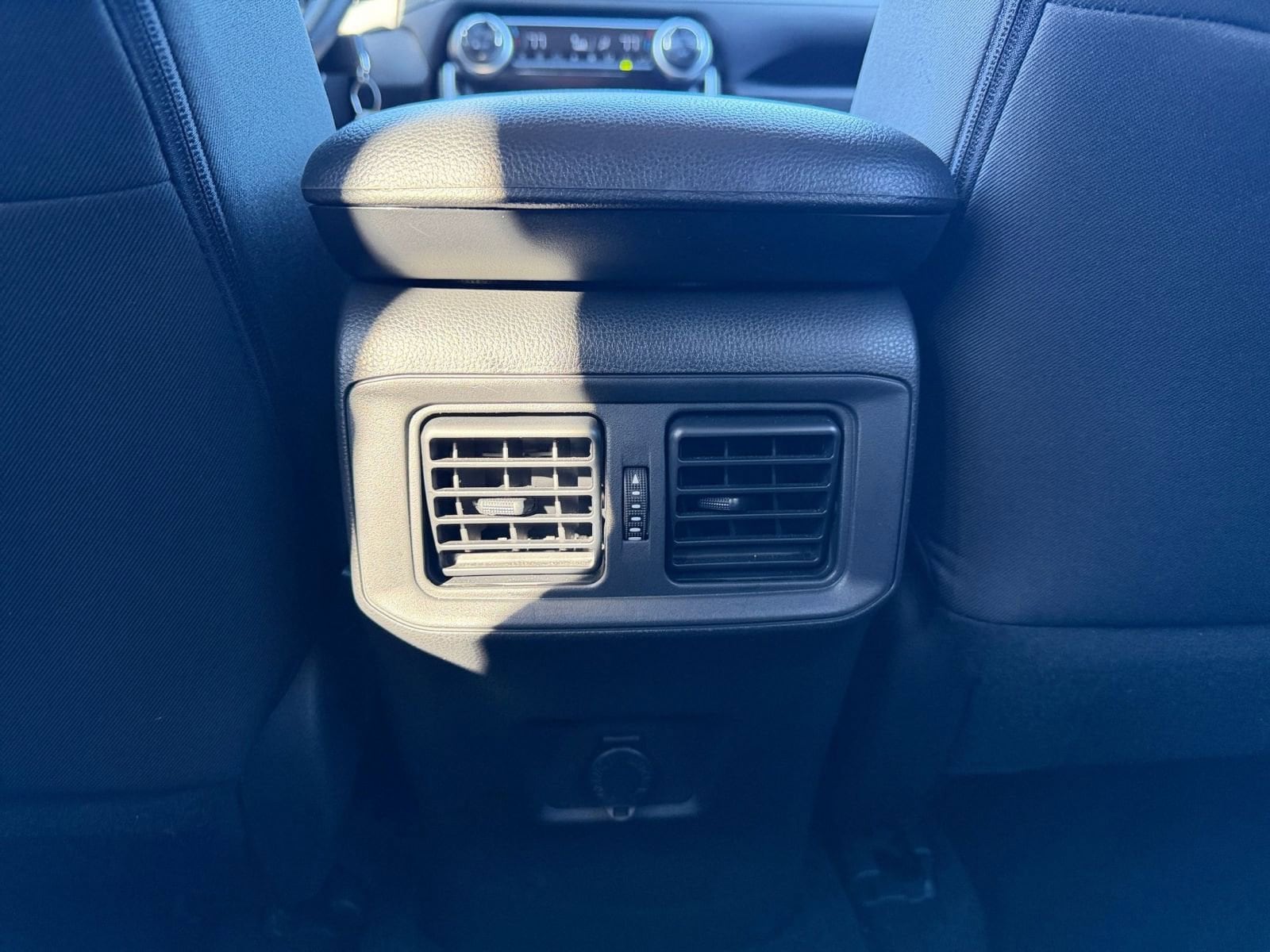 Thumbnail: 2025 Toyota RAV4 - 23