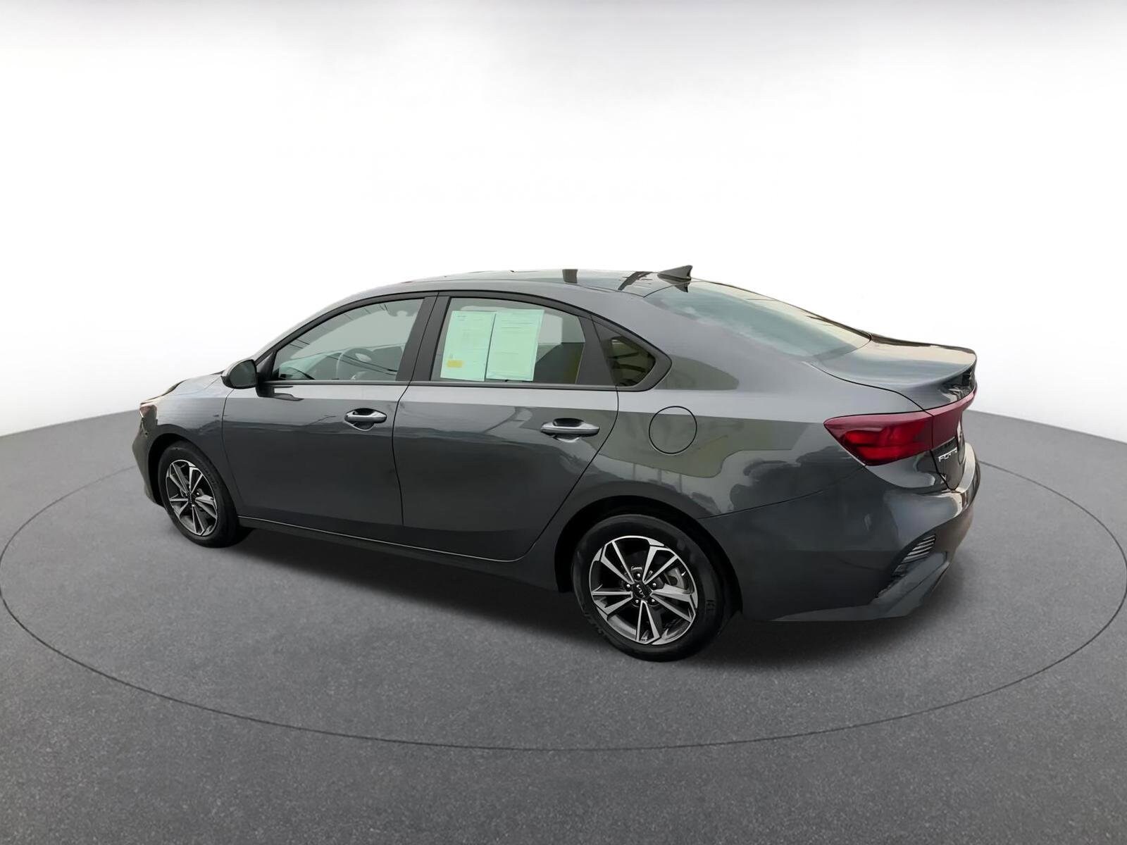 2024 Kia Forte LXS 10