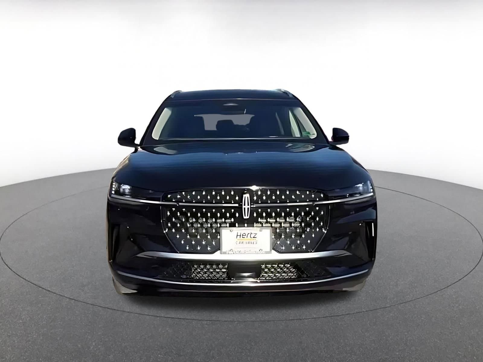 Thumbnail: 2024 Lincoln Nautilus - 3