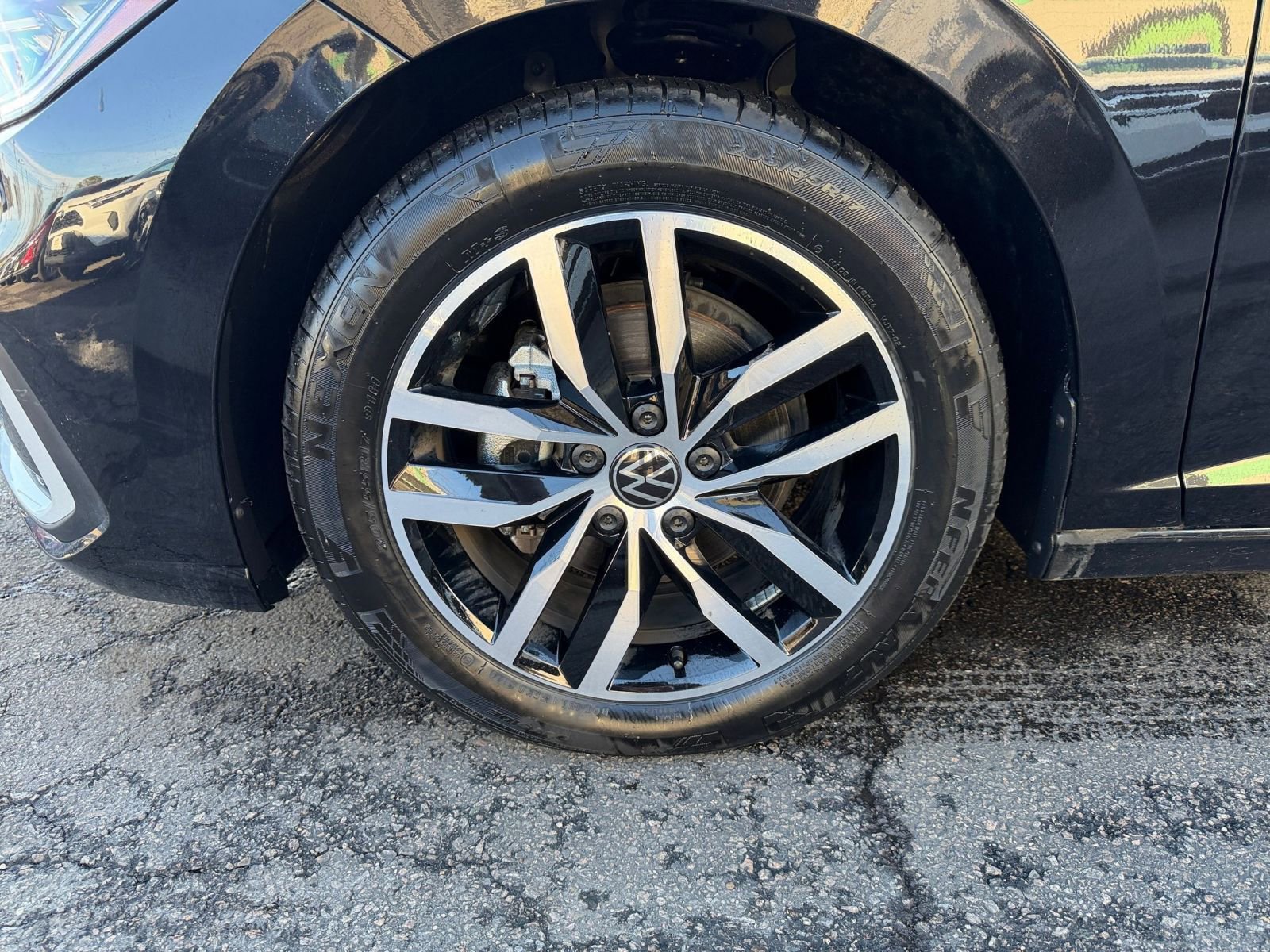 Thumbnail: 2025 Volkswagen Jetta - 31