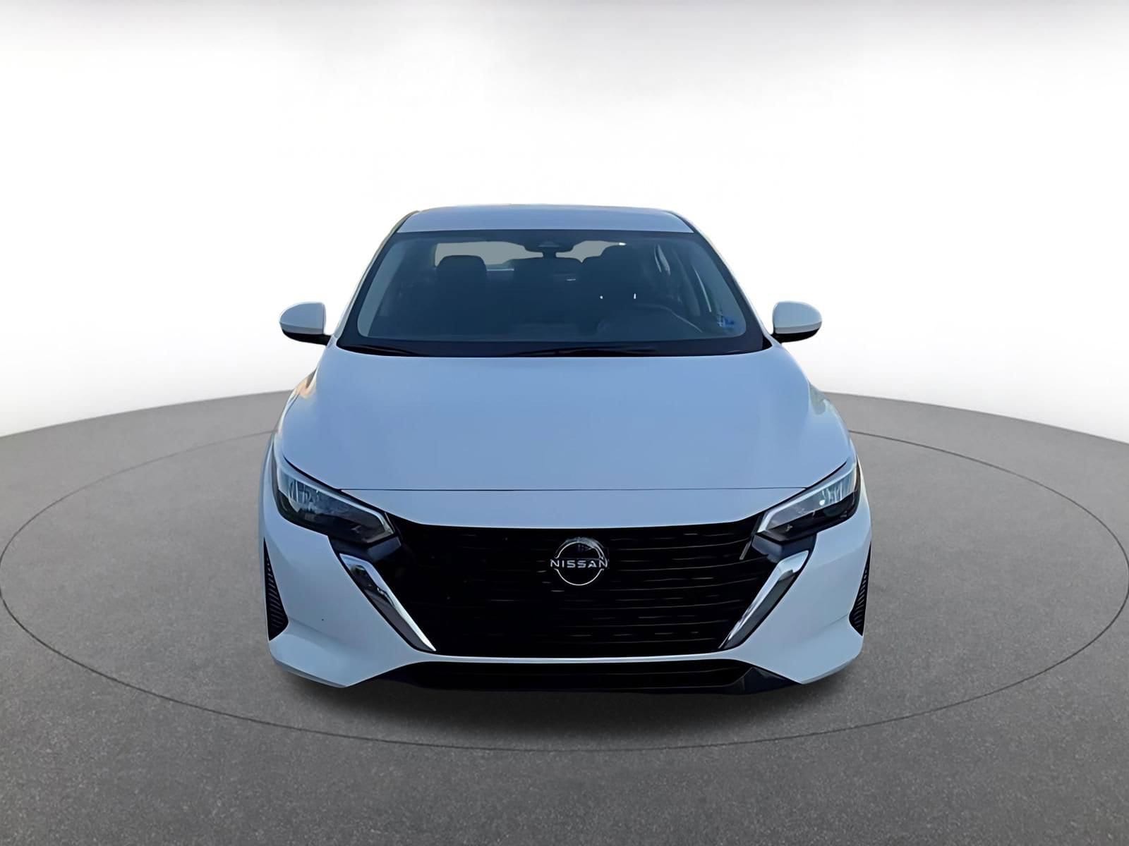 Thumbnail: 2025 Nissan Sentra - 4