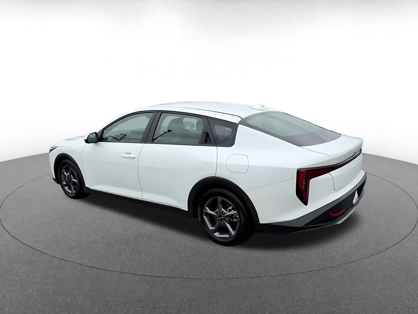 Thumbnail: 2025 Kia K4 - 8