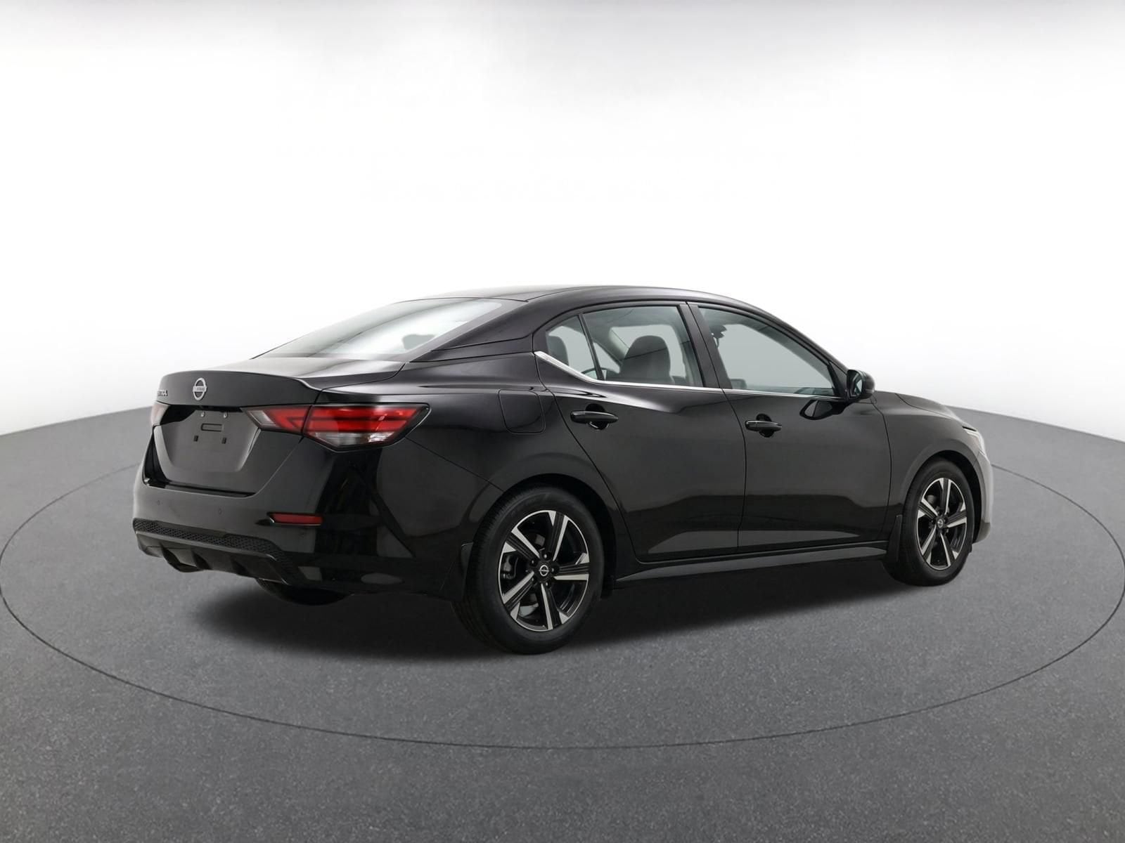 Thumbnail: 2025 Nissan Sentra - 8