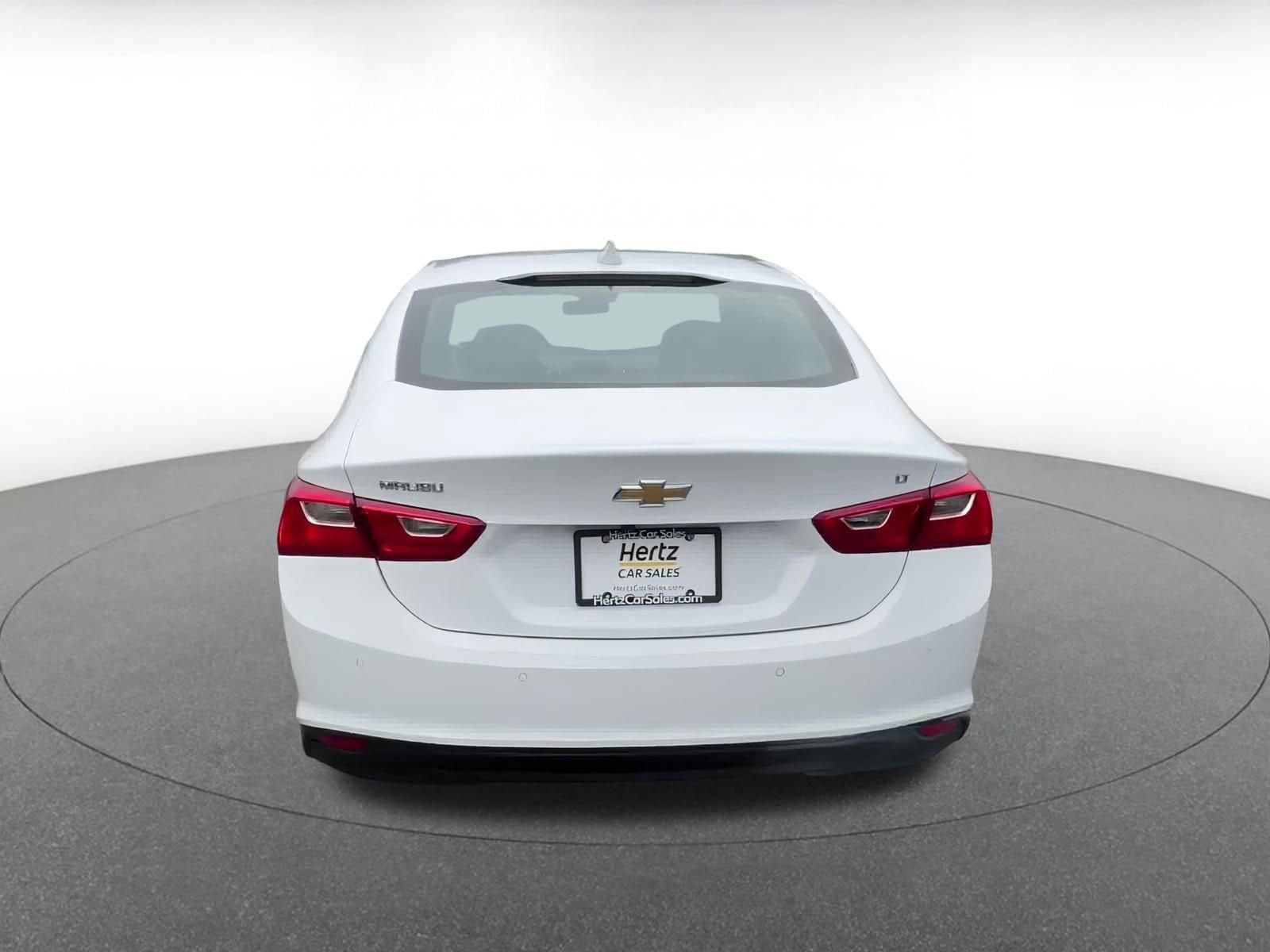 Thumbnail: 2024 Chevrolet Malibu - 12