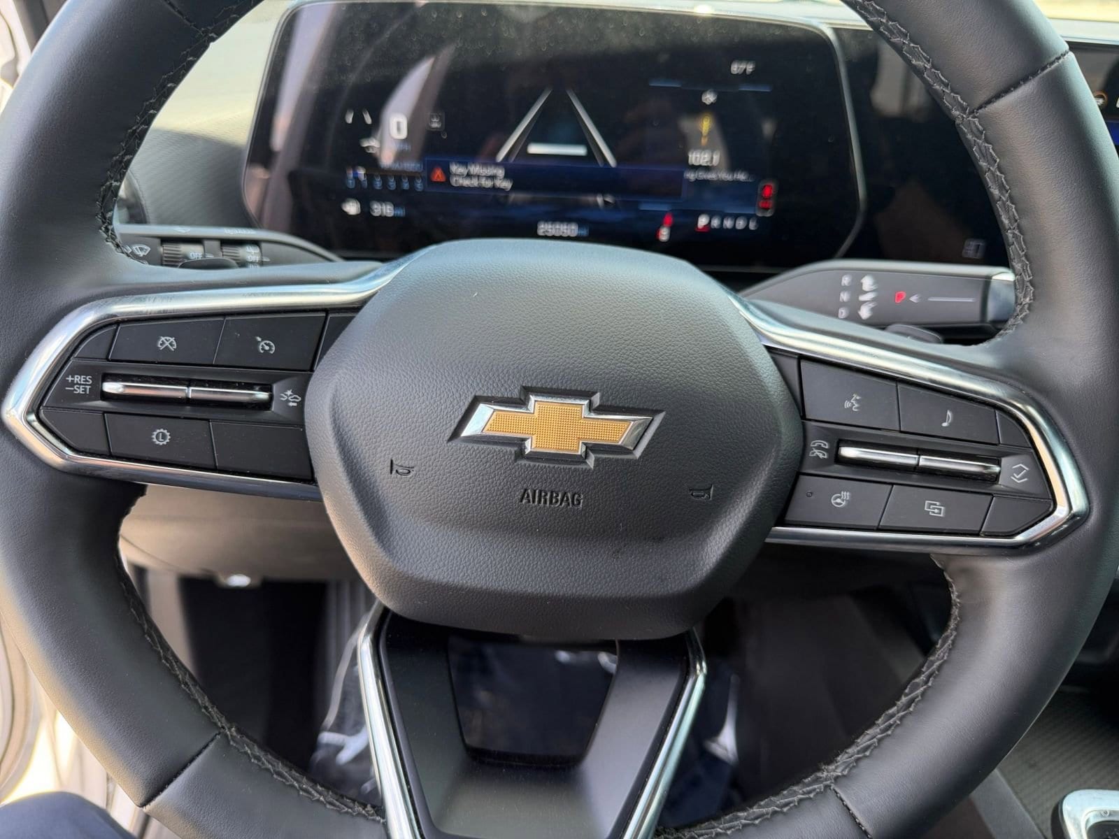 Thumbnail: 2025 Chevrolet Equinox - 28