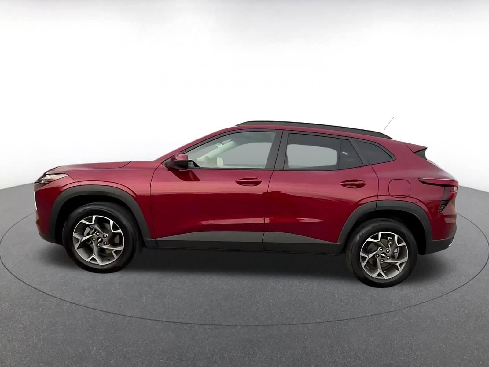 Thumbnail: 2025 Chevrolet Trax - 9