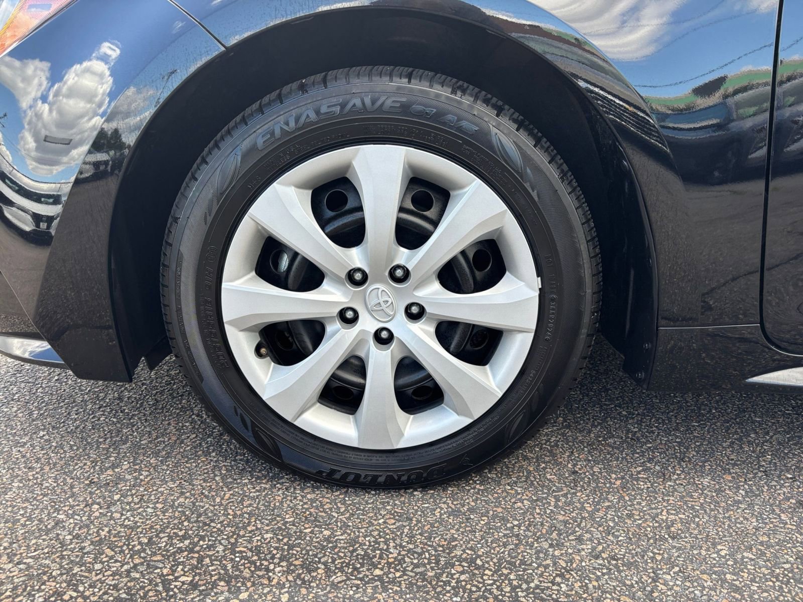 Thumbnail: 2024 Toyota Corolla - 28