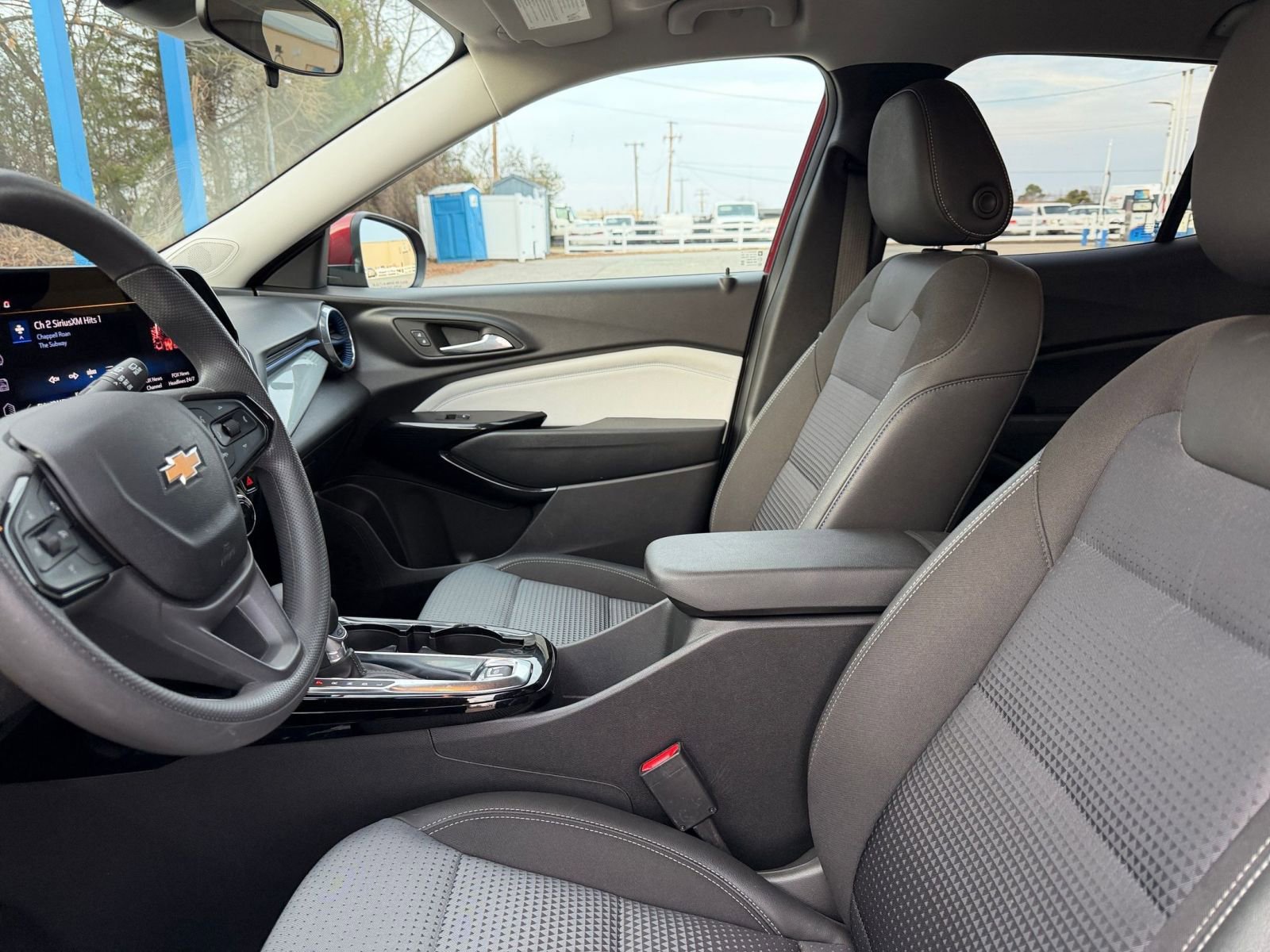 Thumbnail: 2025 Chevrolet Trax - 24